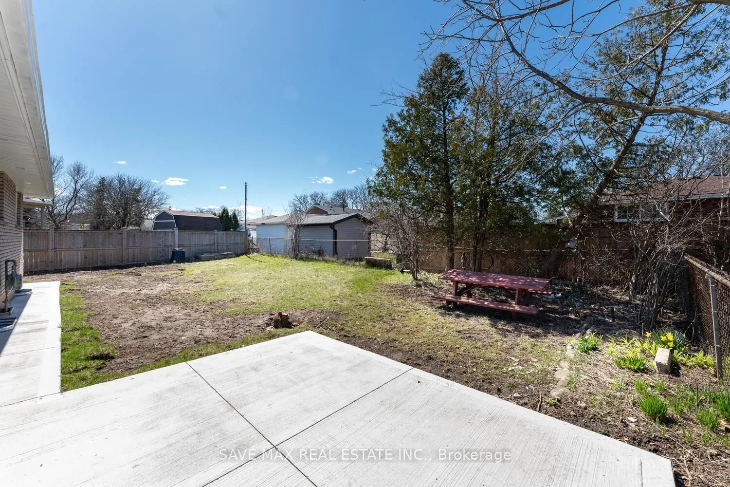 34 Garland Place