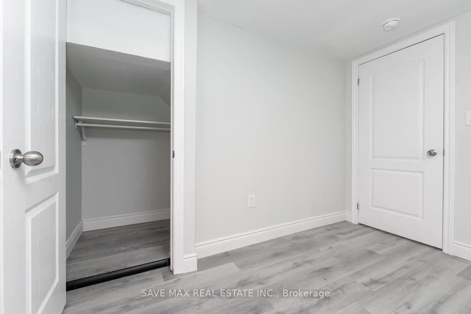 34 Garland Place