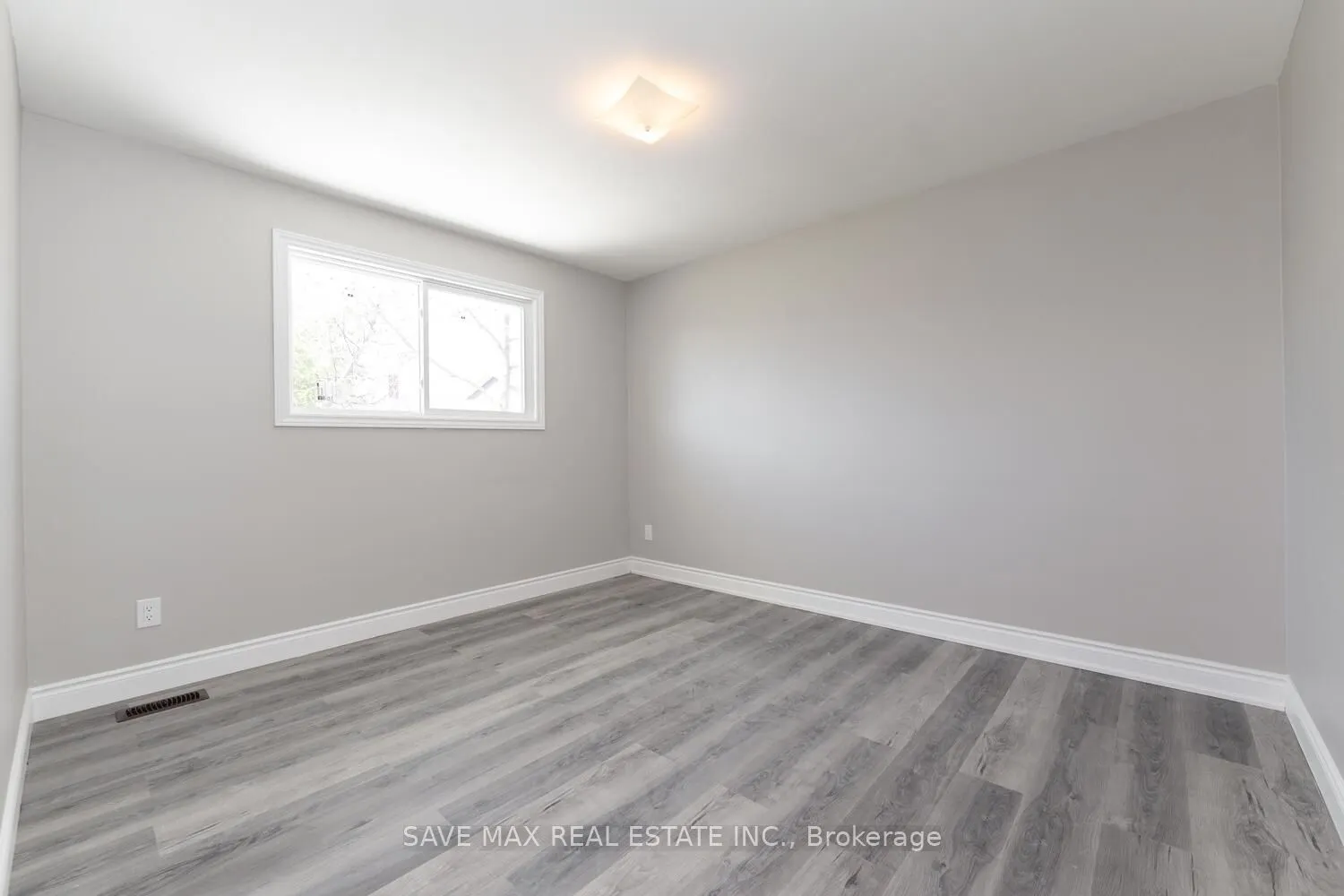 34 Garland Place