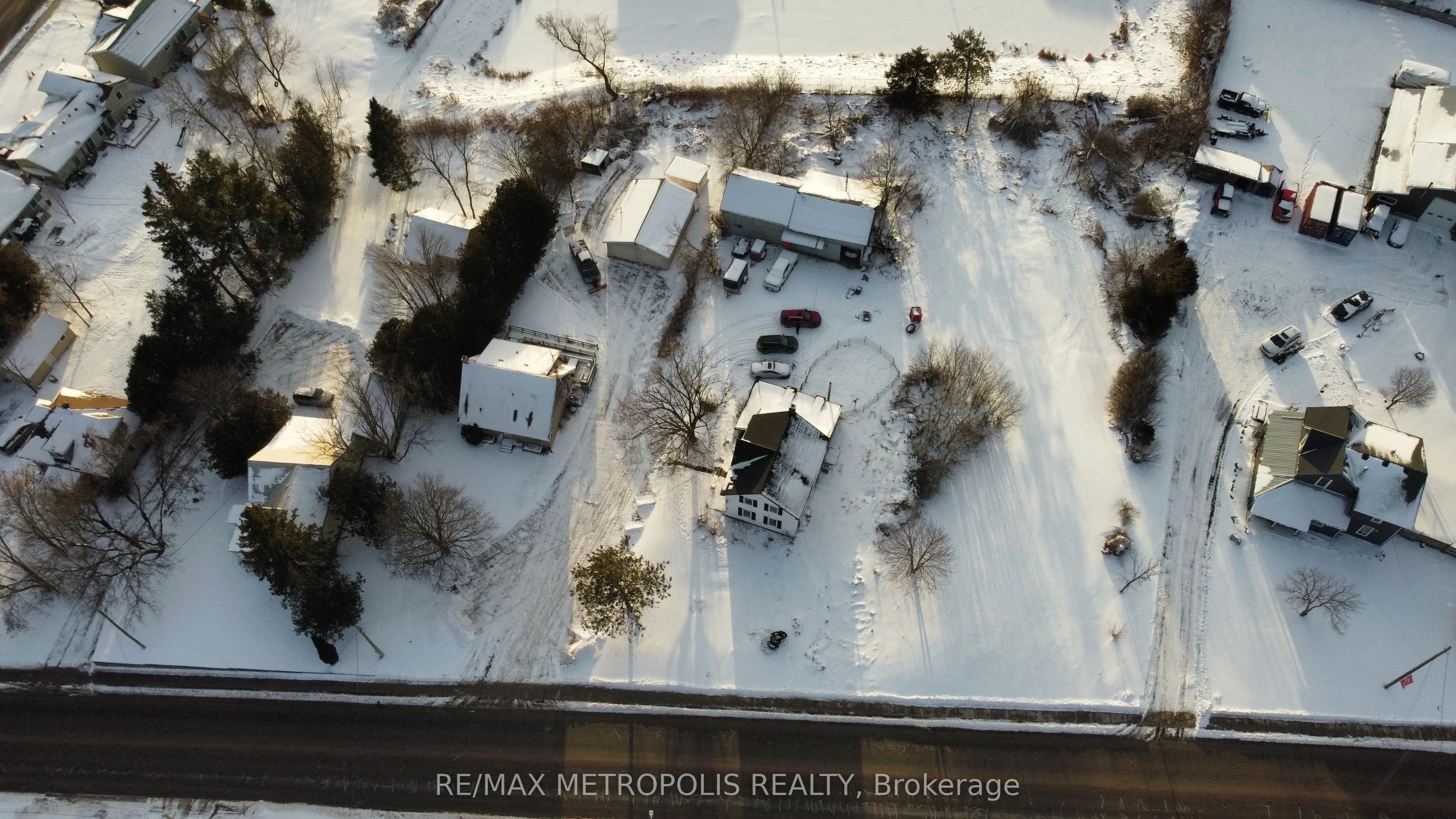 130 County Rd 40 Road