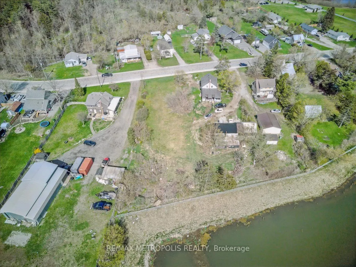 130 County Rd 40 Road