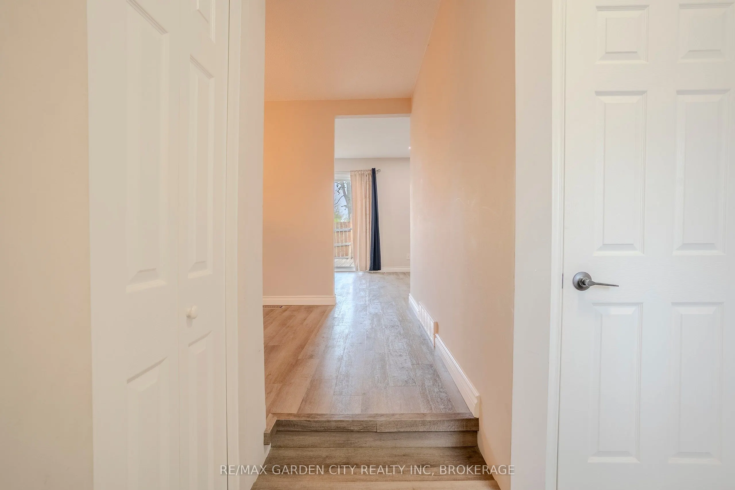149 St. Catharines Street, #15