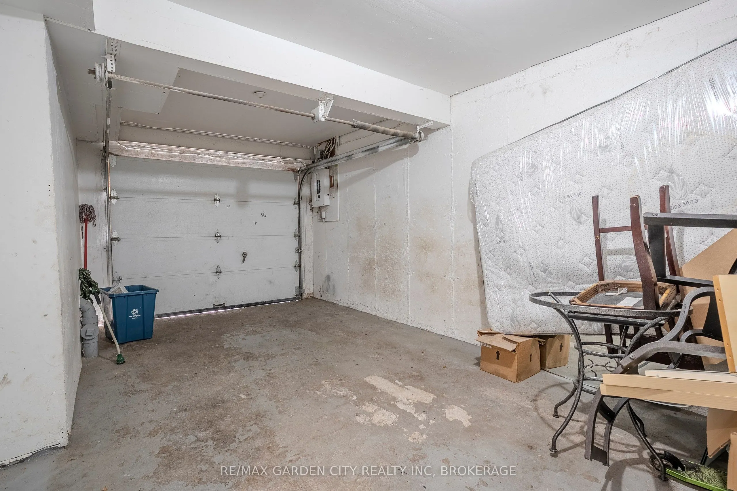 149 St. Catharines Street, #15