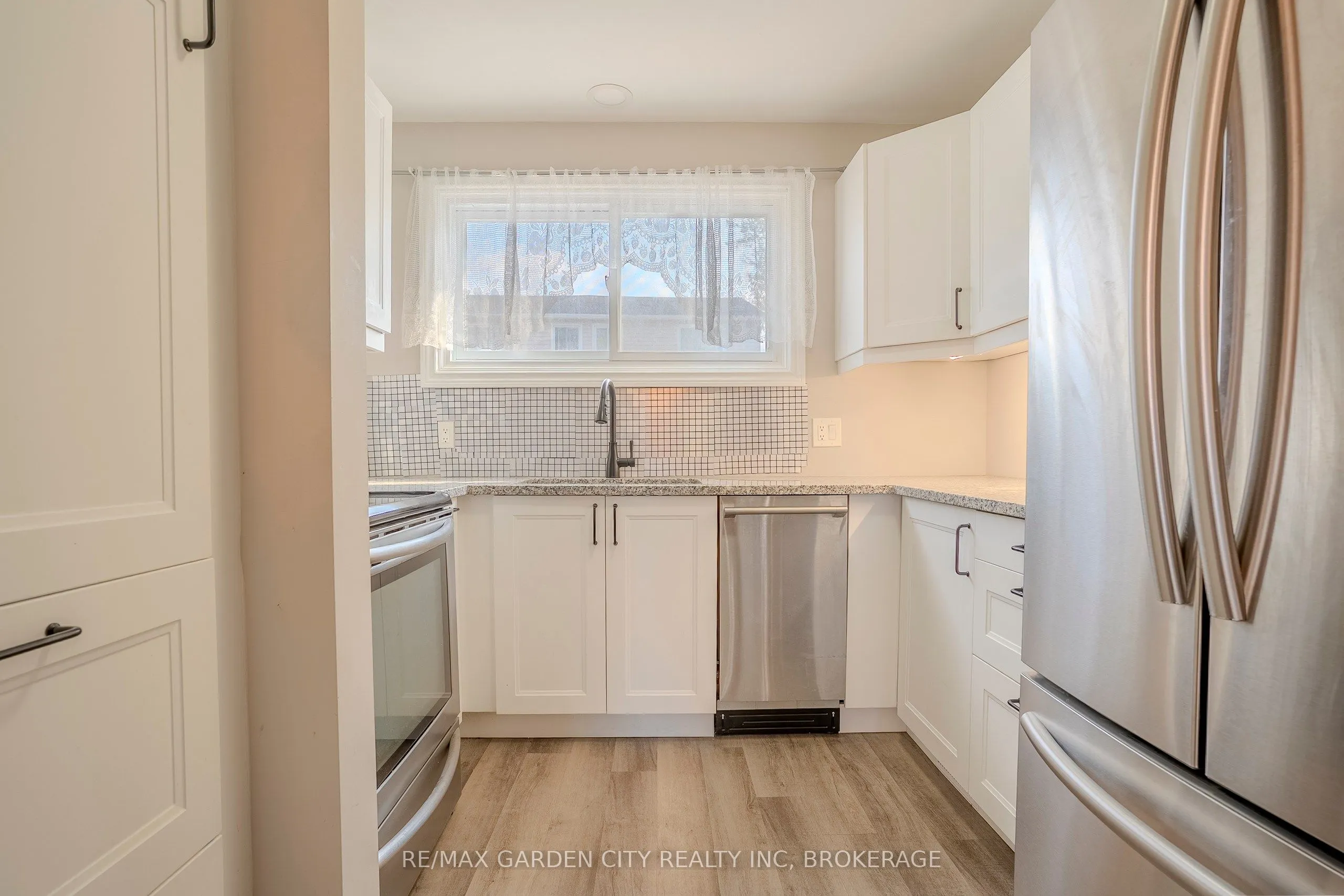 149 St. Catharines Street, #15