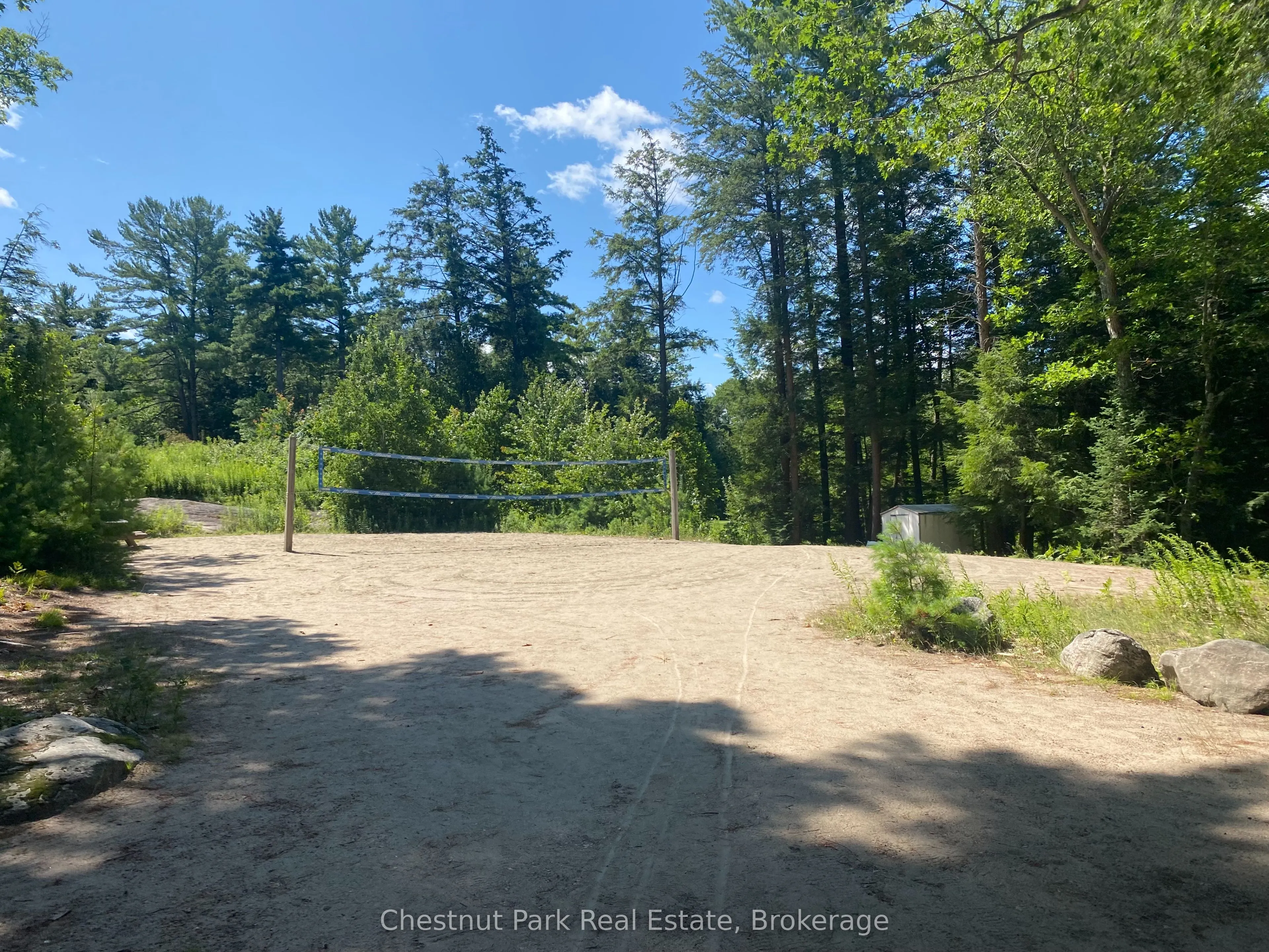 101 GLEN ABBEY Way #3