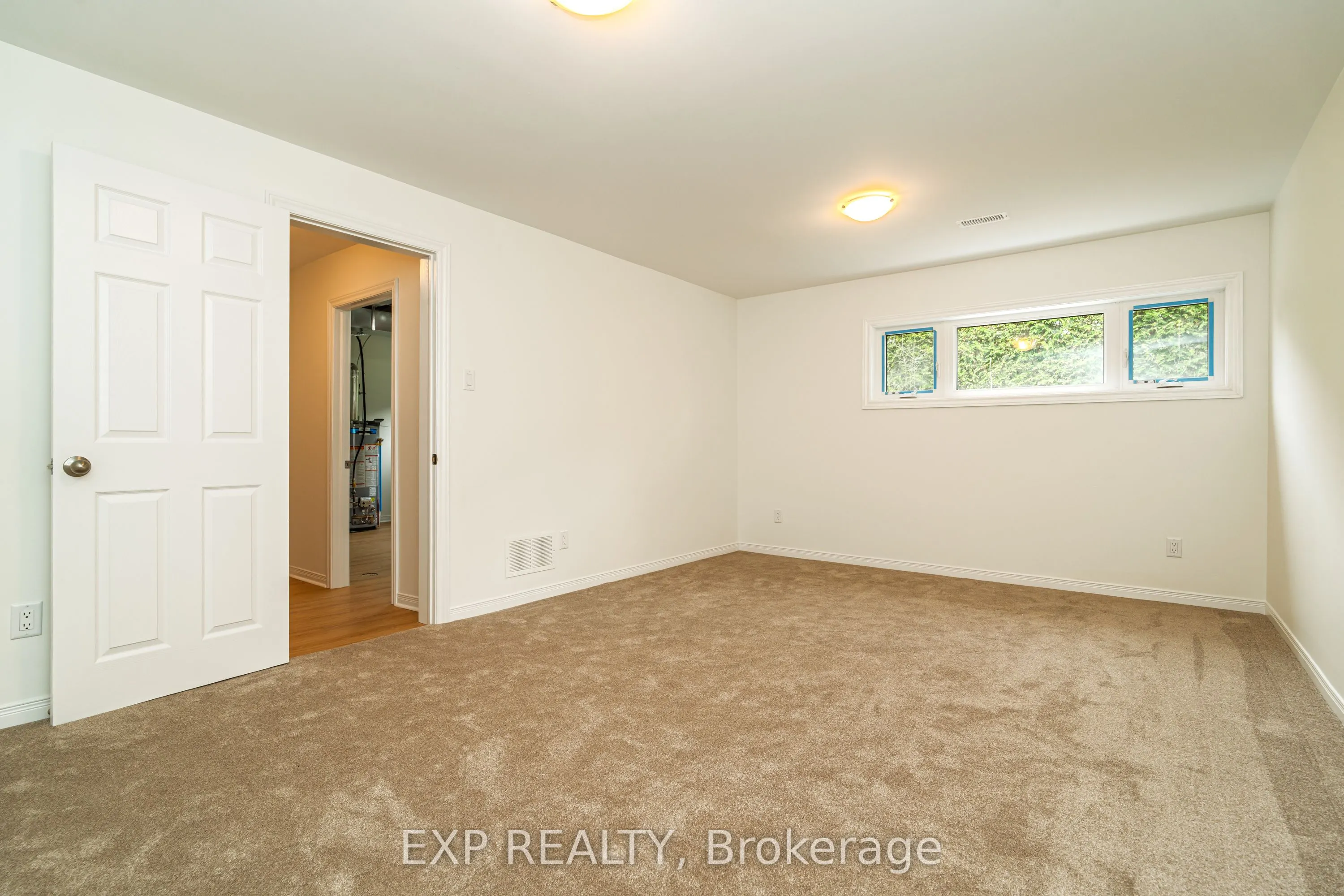 120 Knoxdale Road