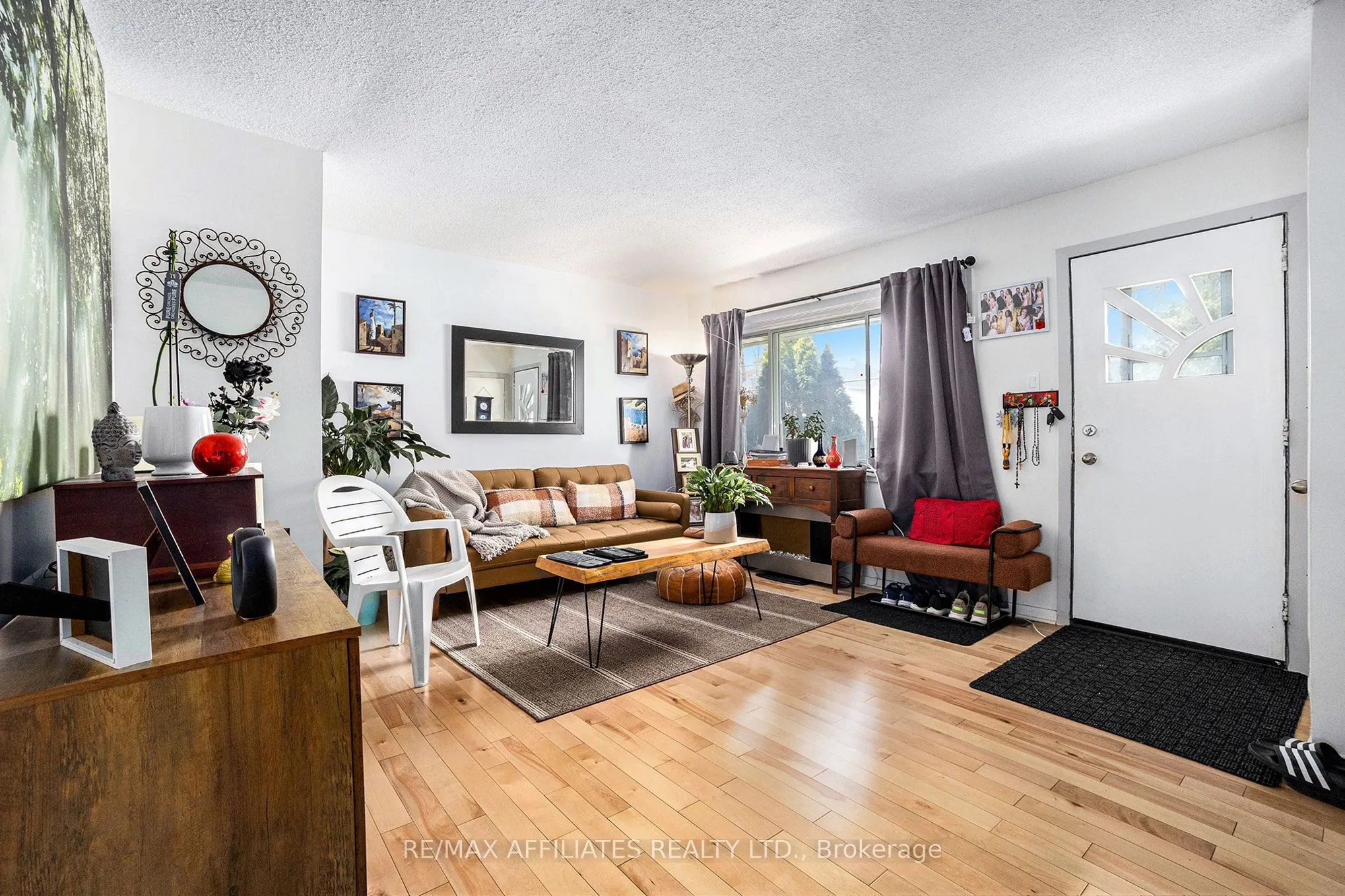 6208 Renaud Road