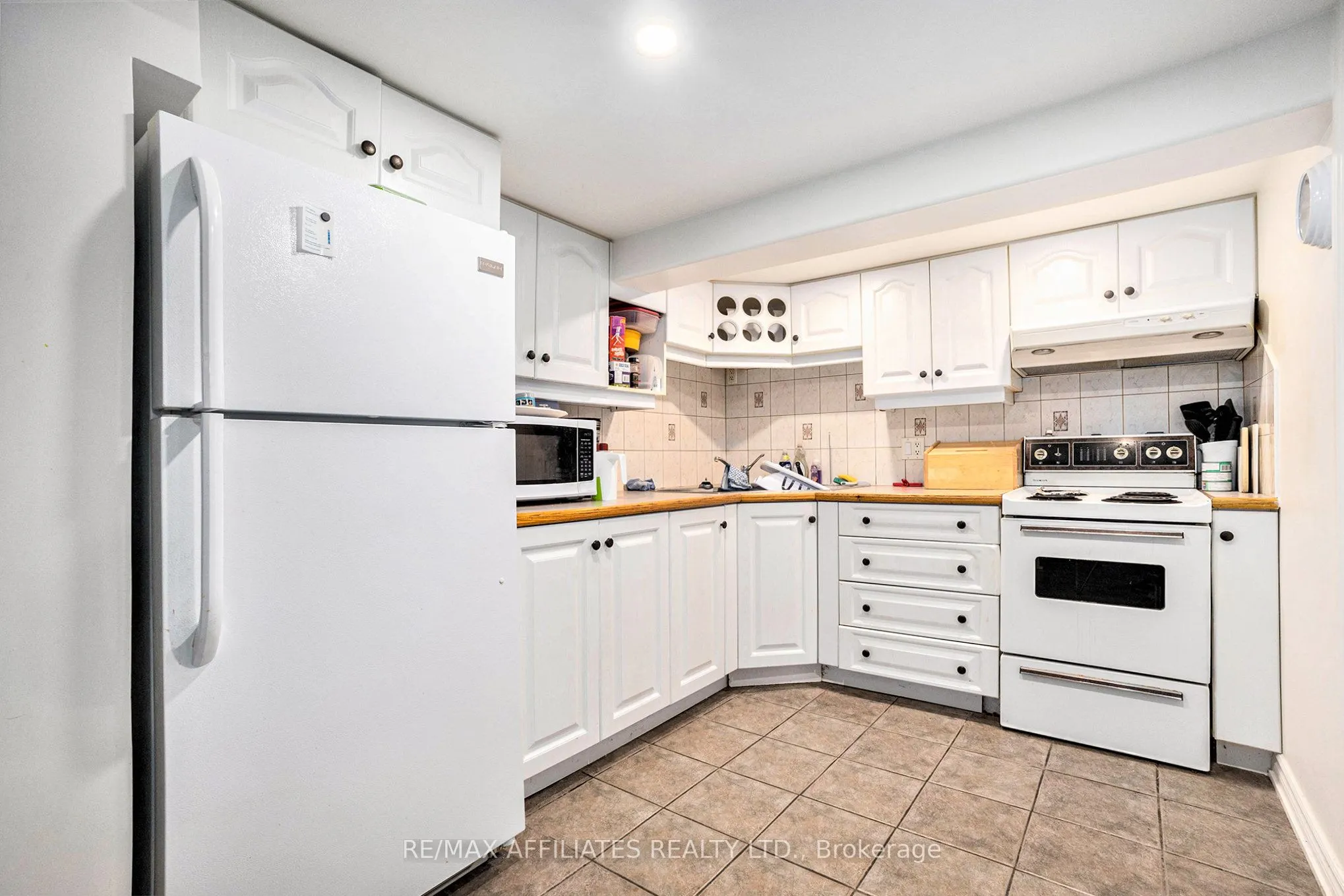 6208 Renaud Road