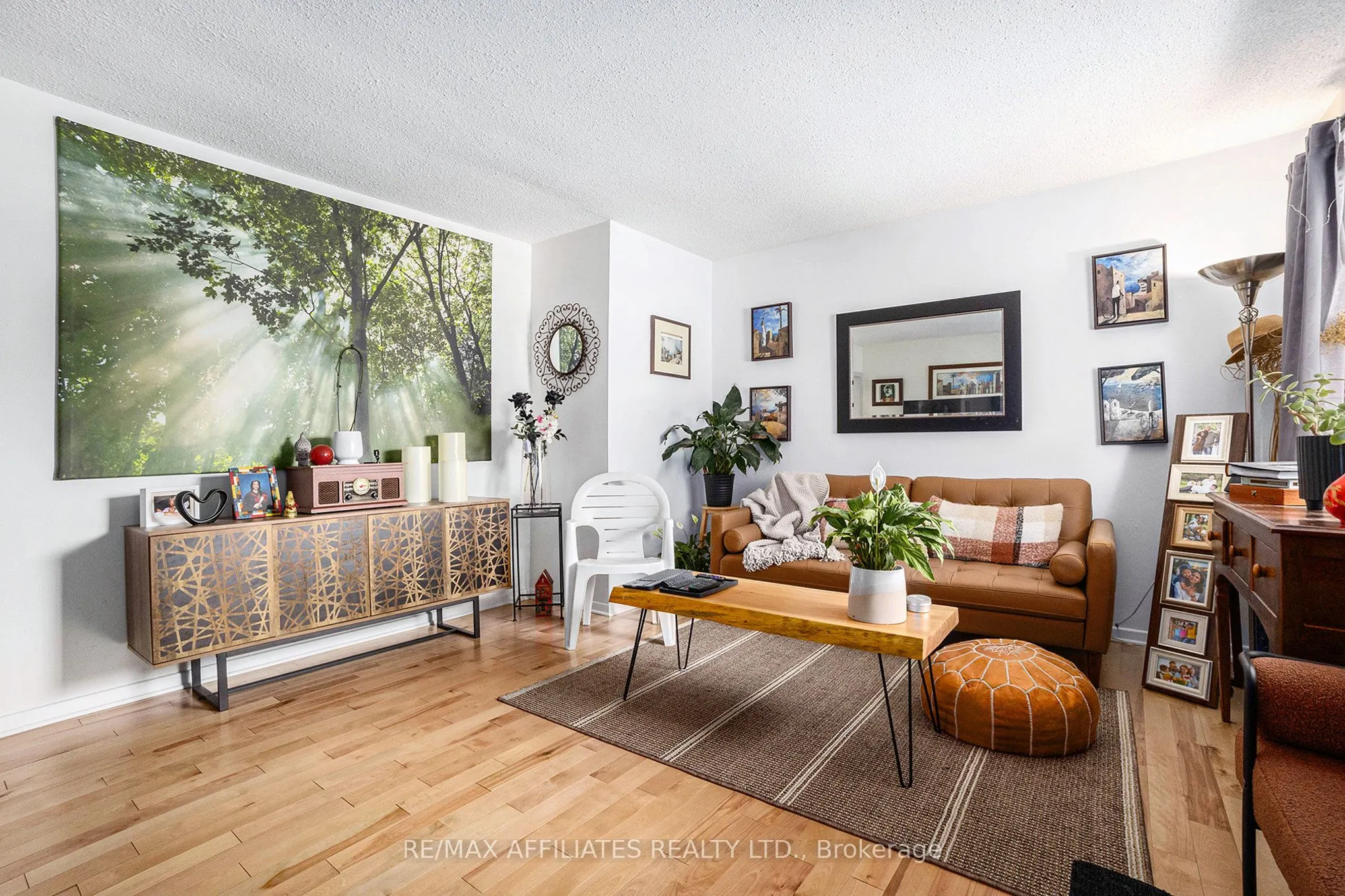 6208 Renaud Road