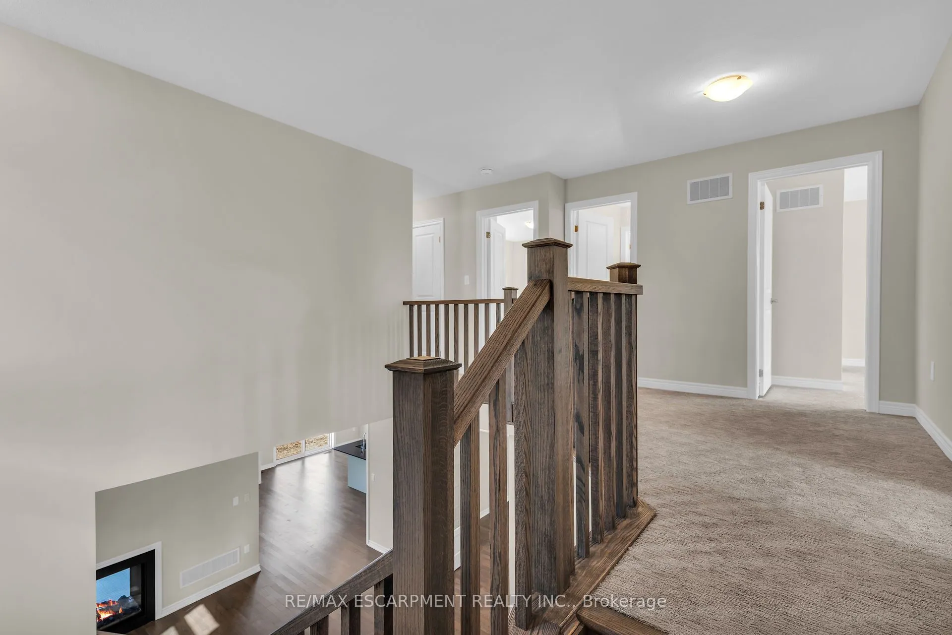 67 Starfire Crescent