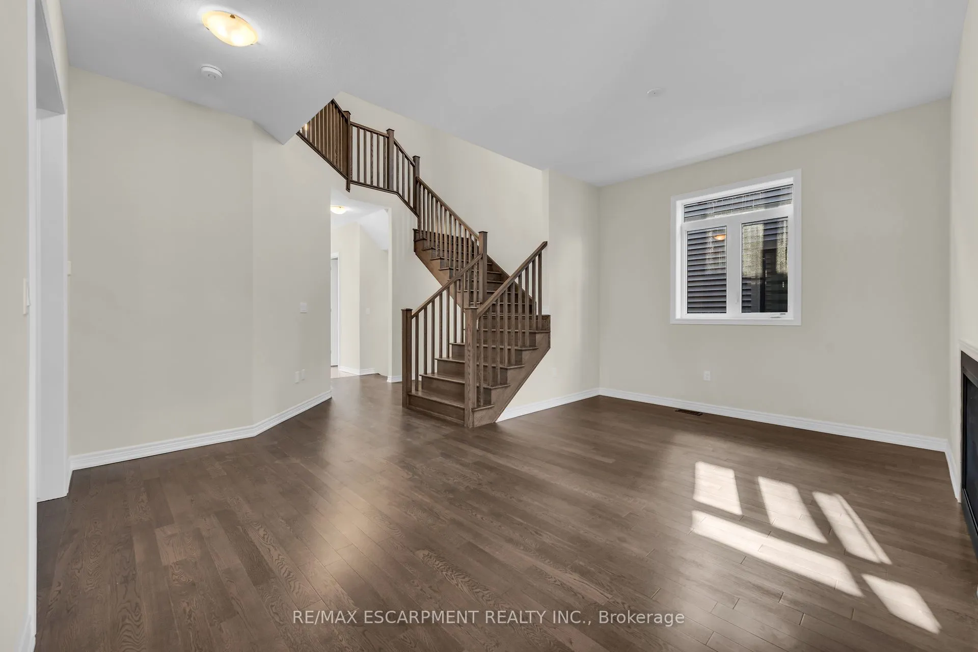 67 Starfire Crescent