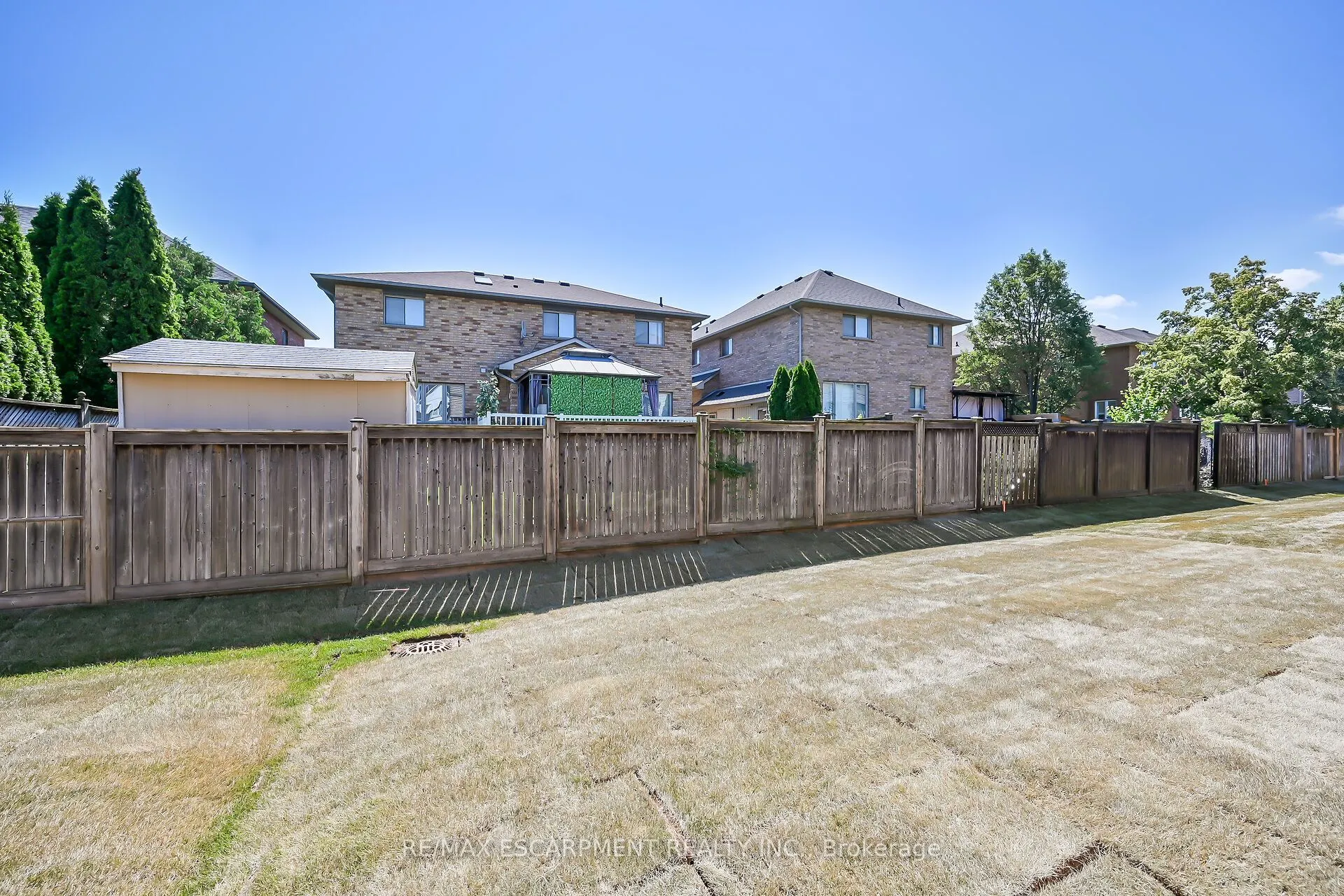 67 Starfire Crescent