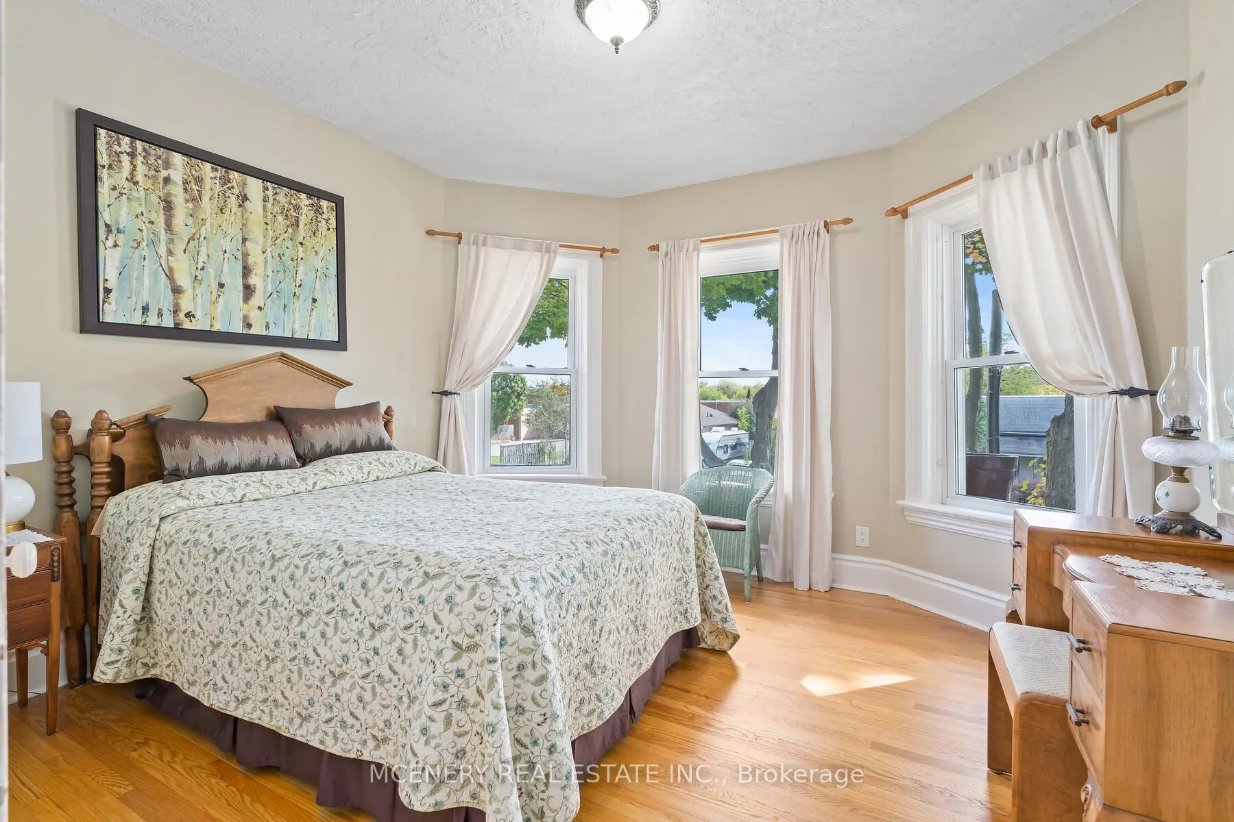 7 CHURCH Boulevard W