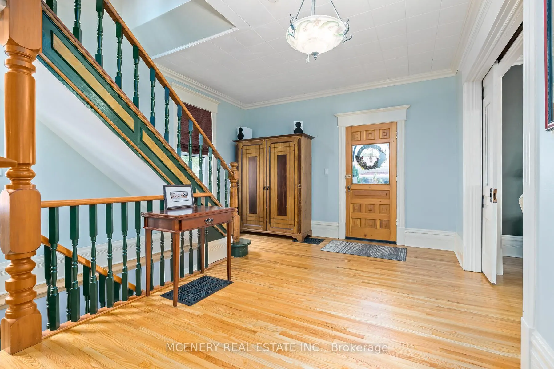 7 CHURCH Boulevard W