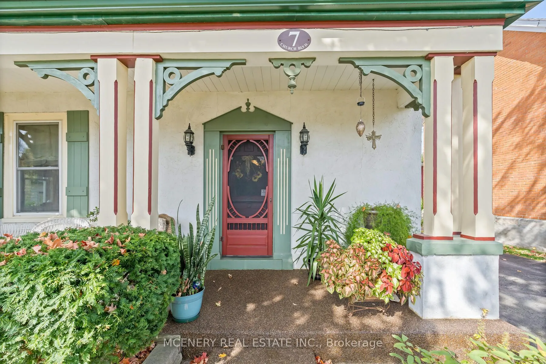 7 CHURCH Boulevard W
