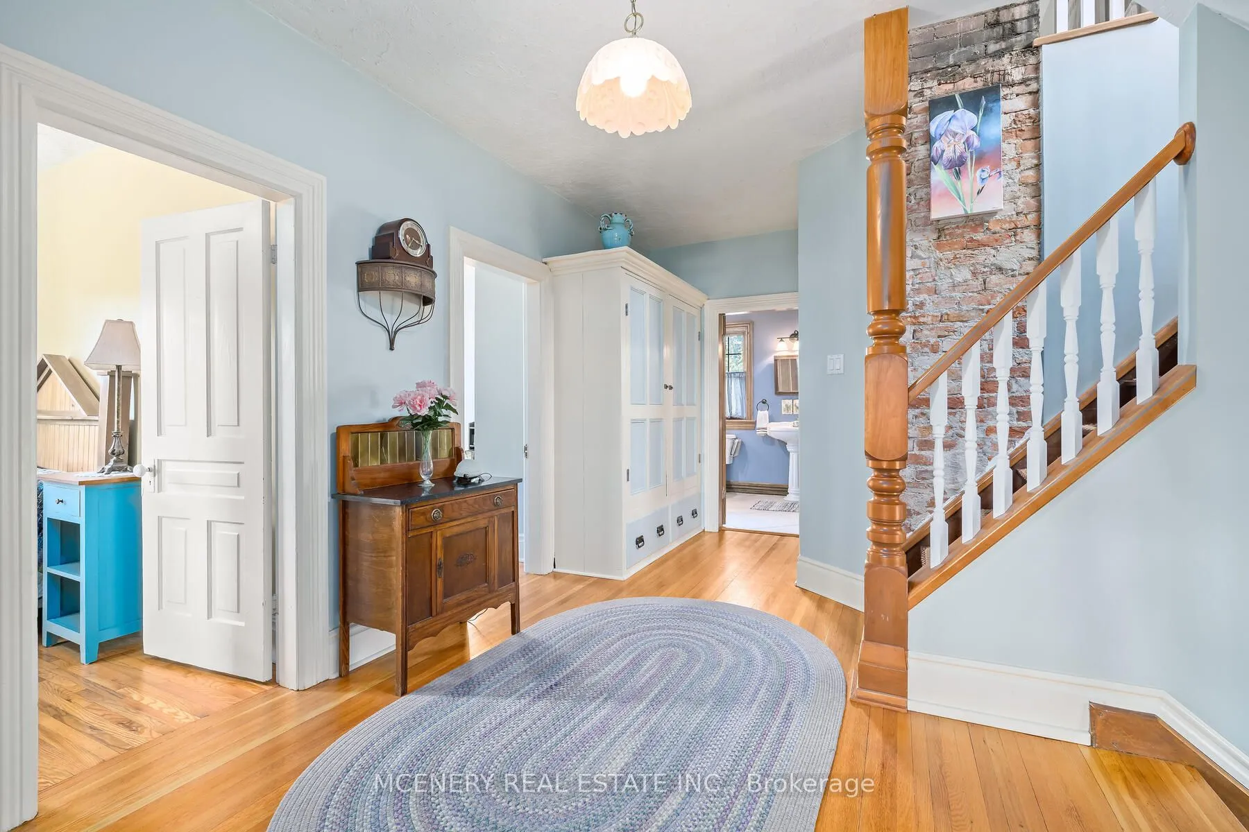 7 CHURCH Boulevard W