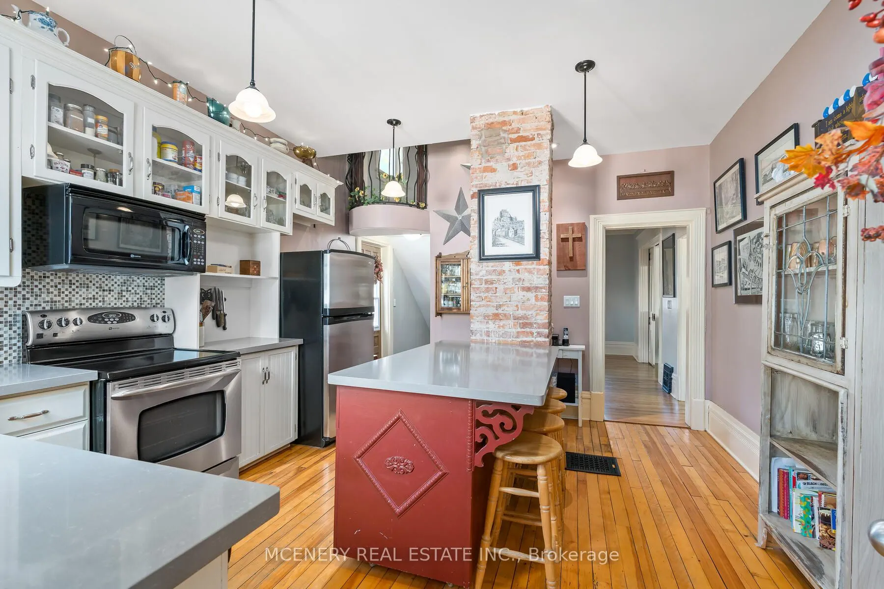 7 CHURCH Boulevard W