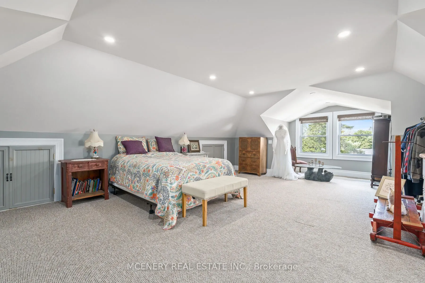 7 CHURCH Boulevard W