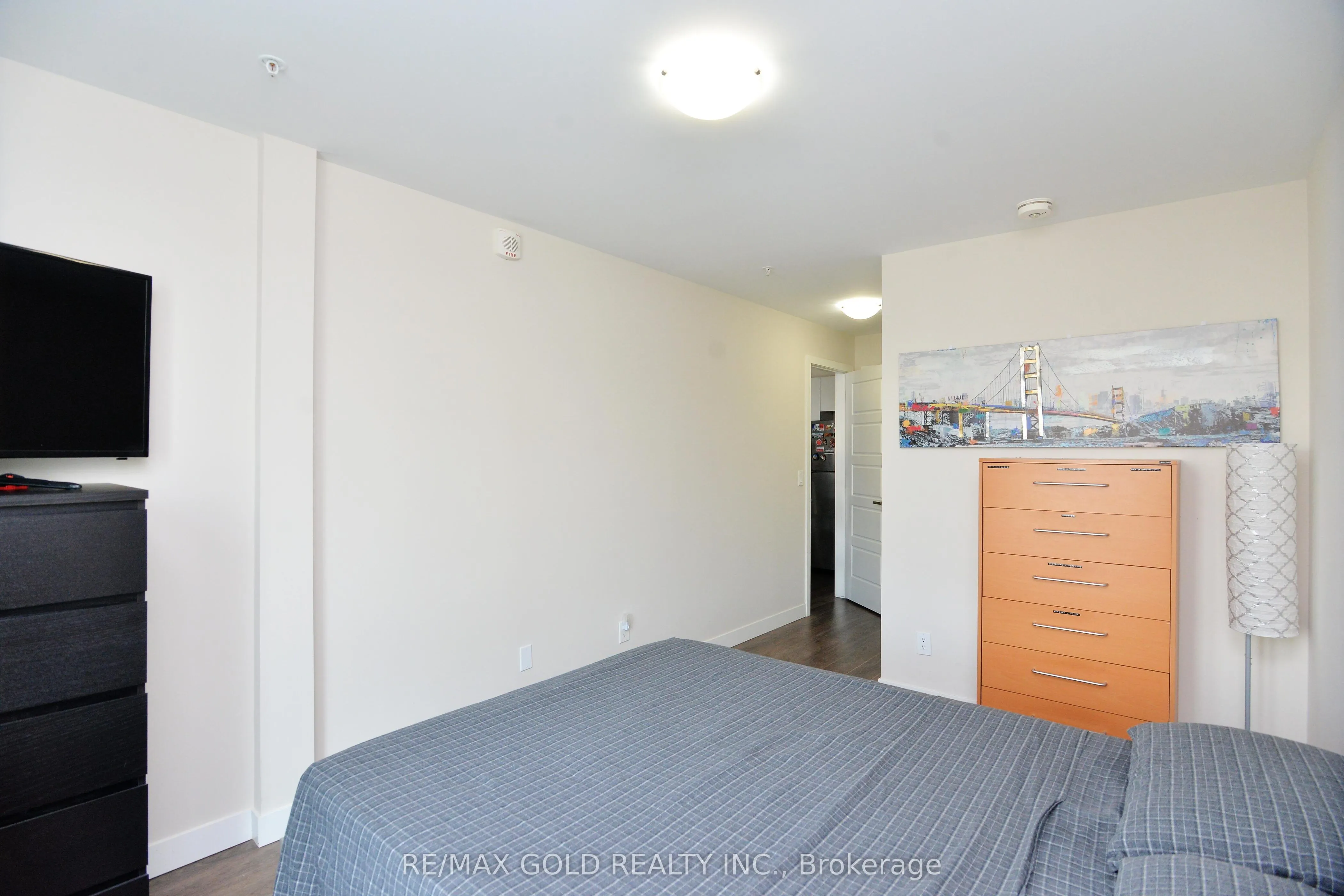 175 Commonwealth Street, #107