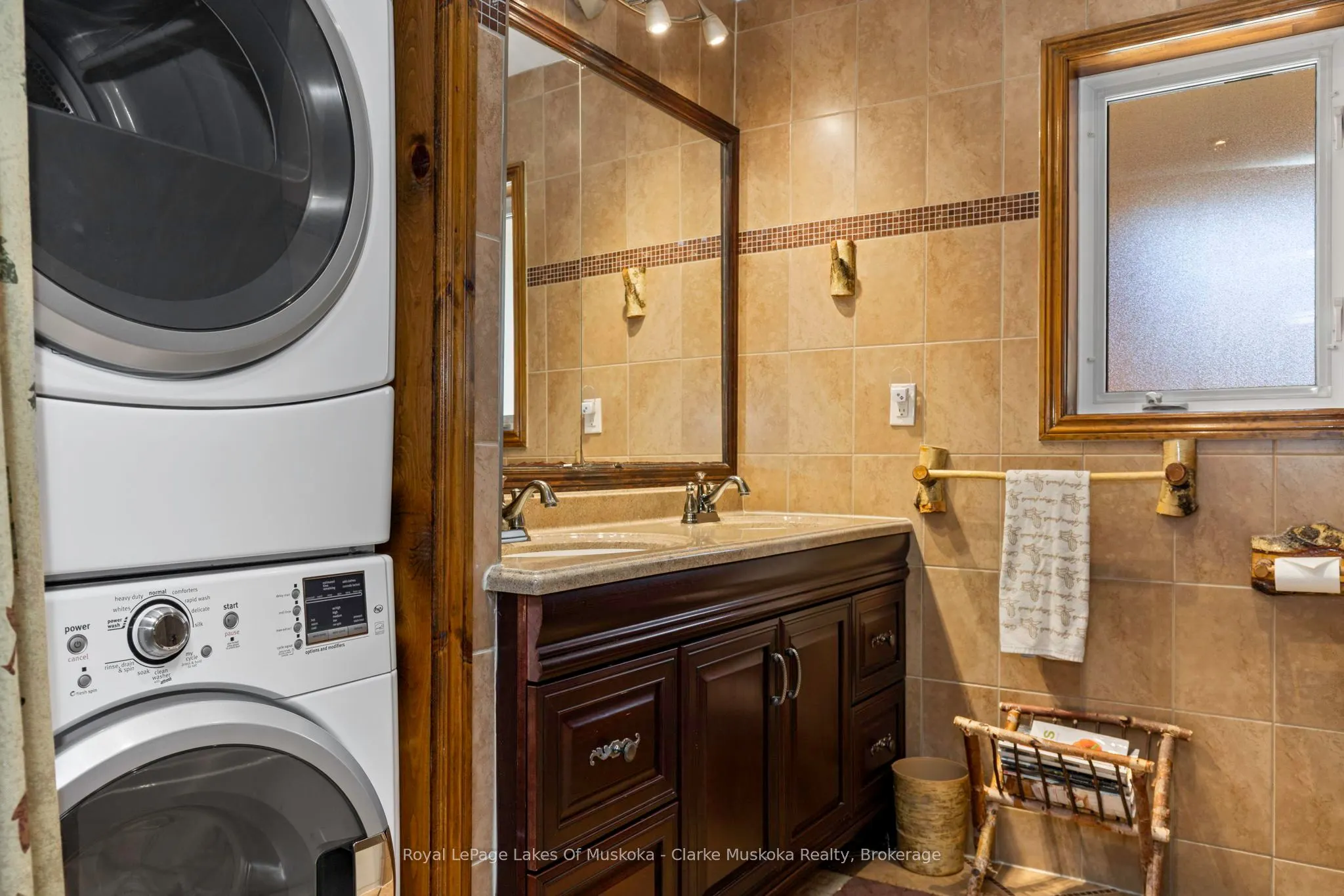1041 Summit Road, #1