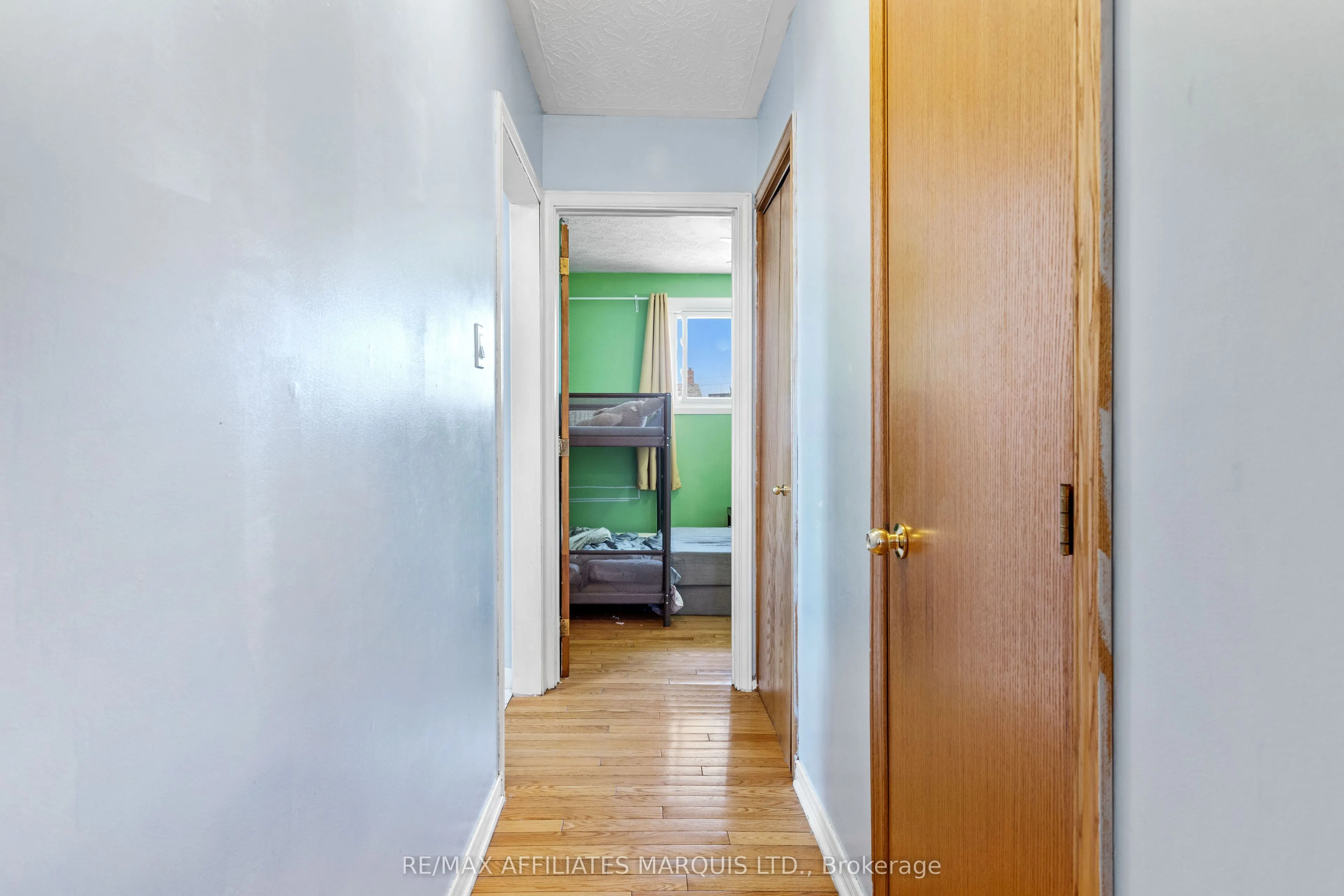 1409 SECOND Street E
