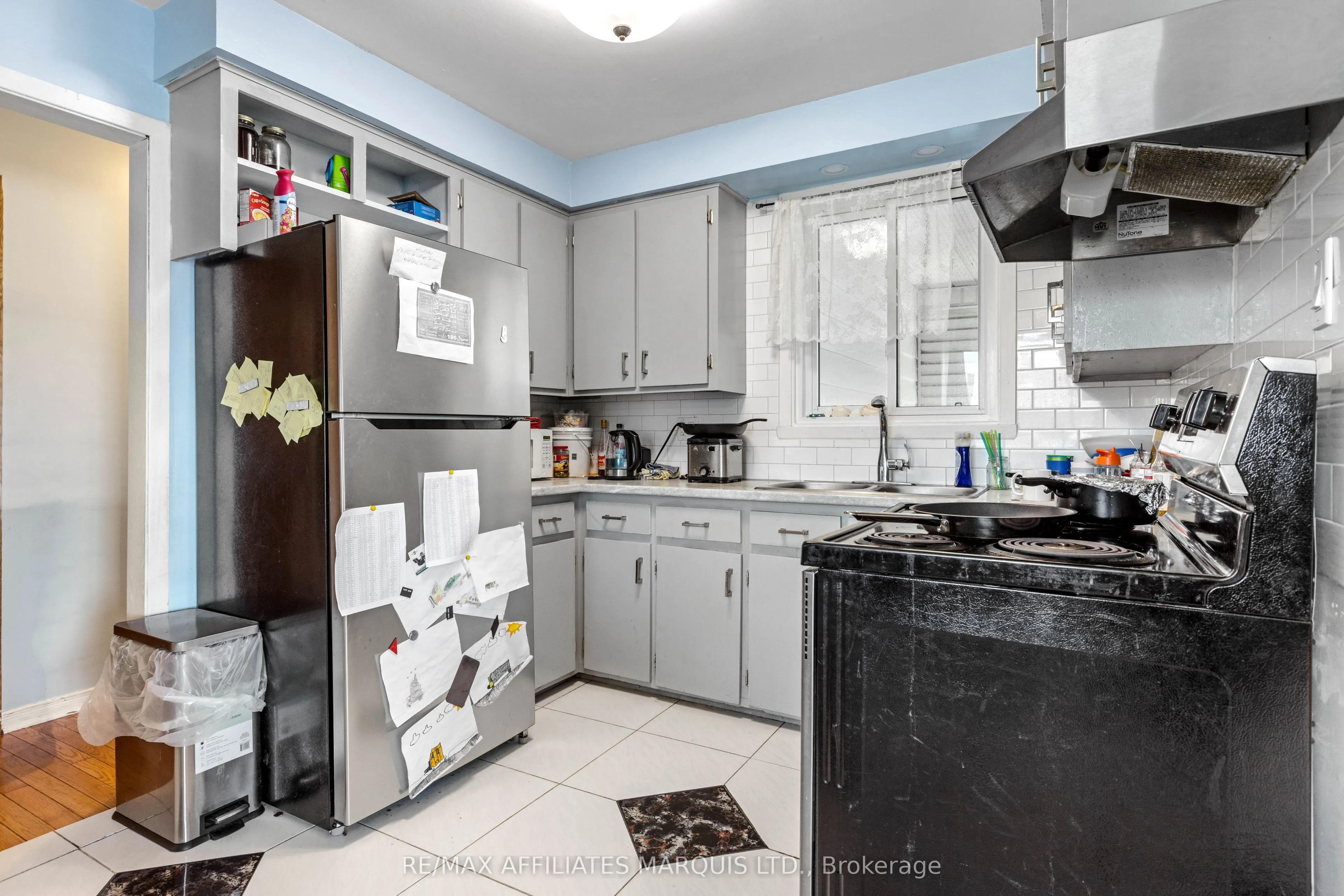 1409 SECOND Street E