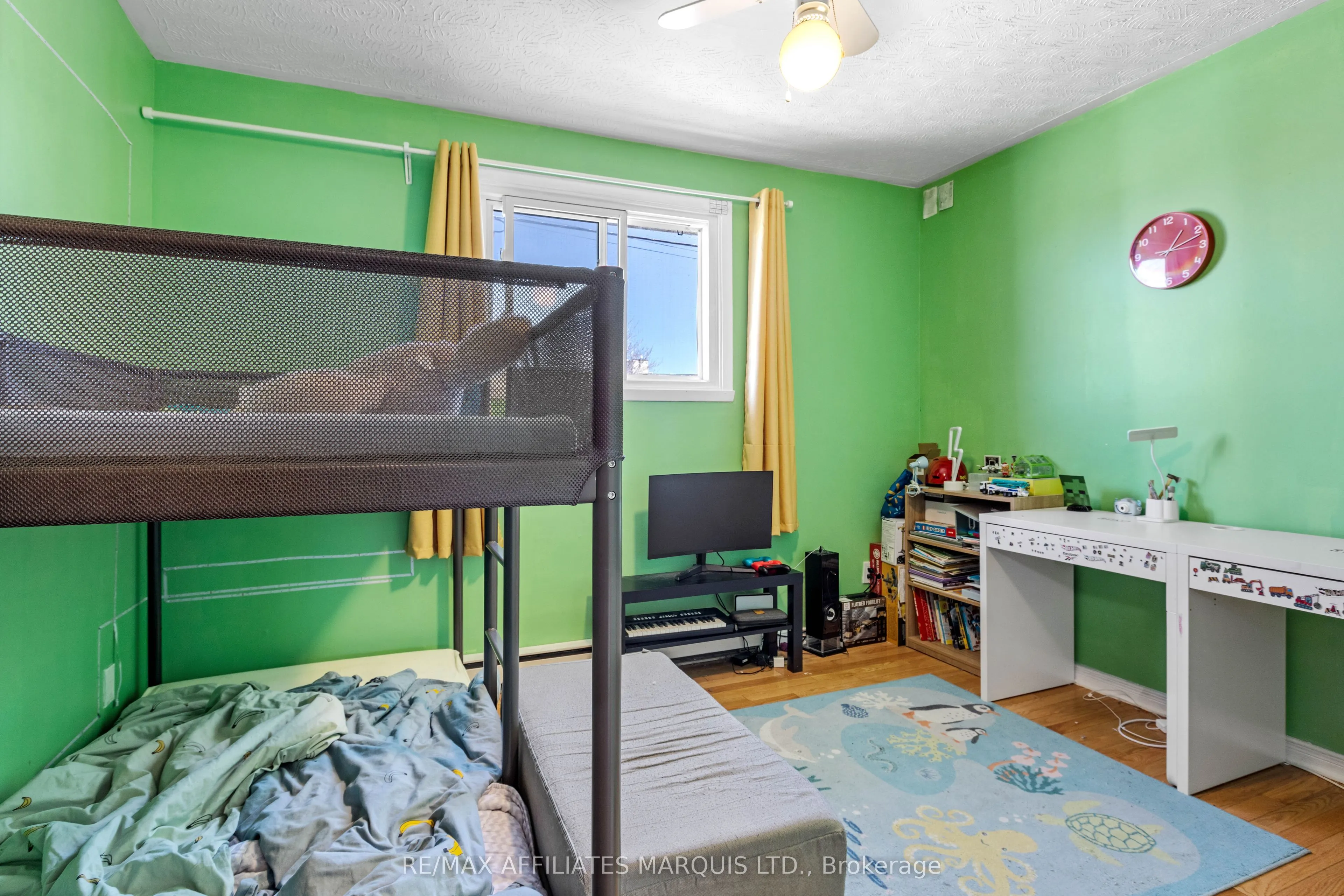 1409 SECOND Street E