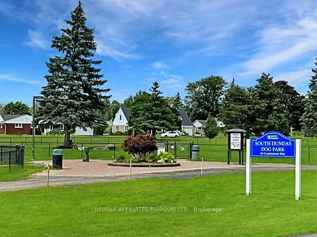 00 Gibson Lane