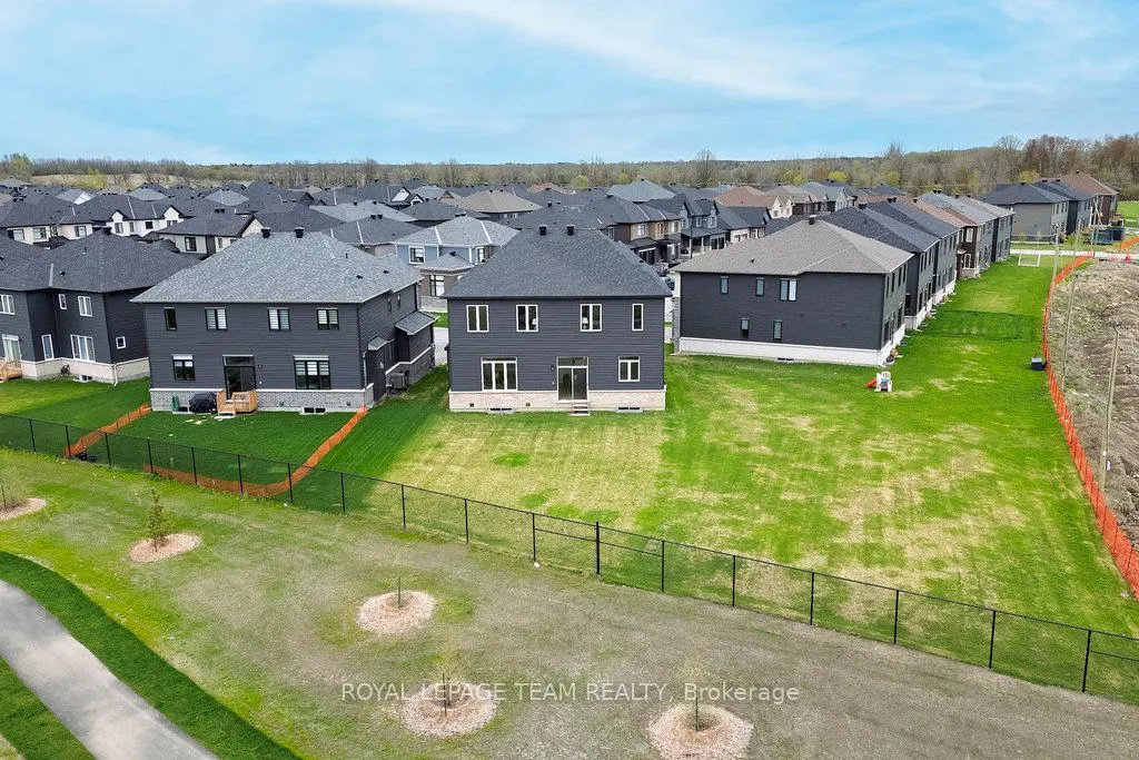 590 ANCHOR Circle