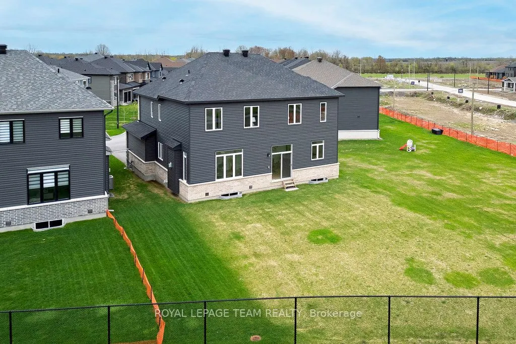 590 ANCHOR Circle