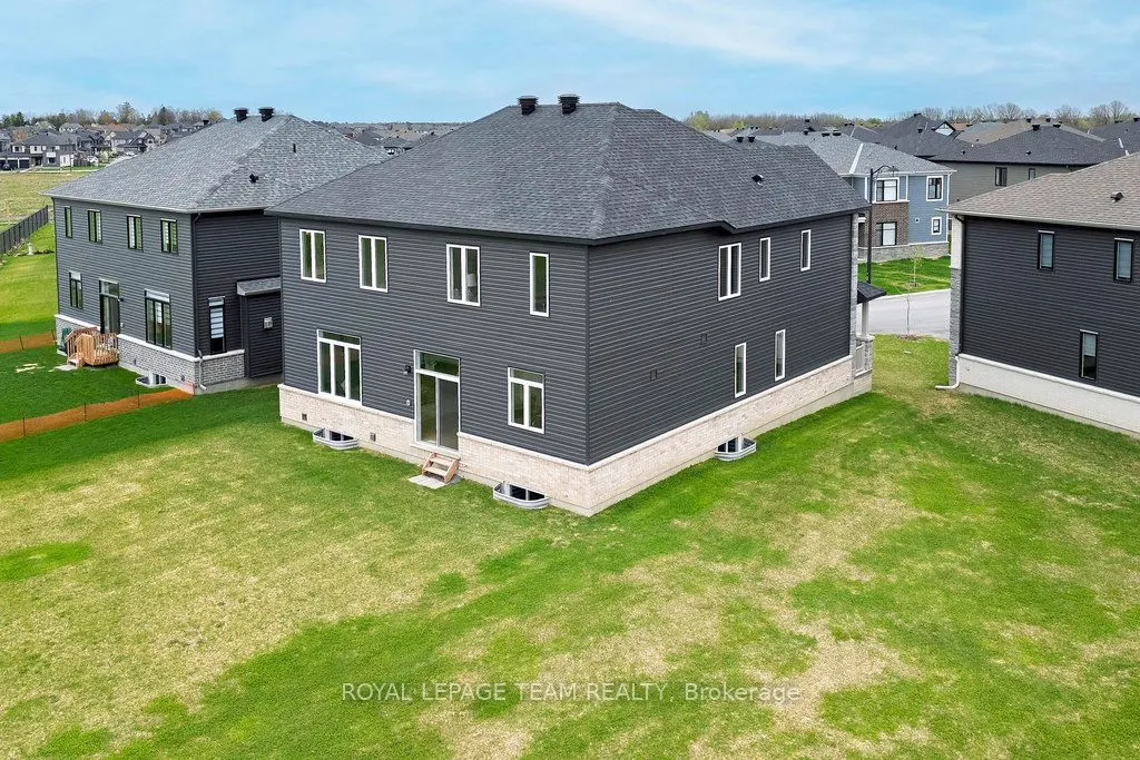 590 ANCHOR Circle