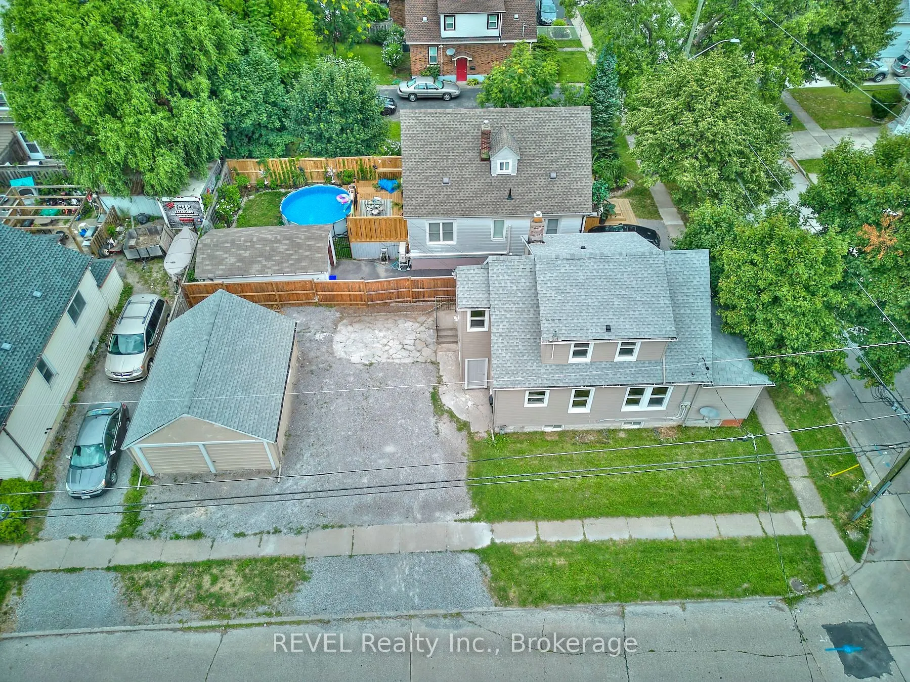 43 COSBY Avenue