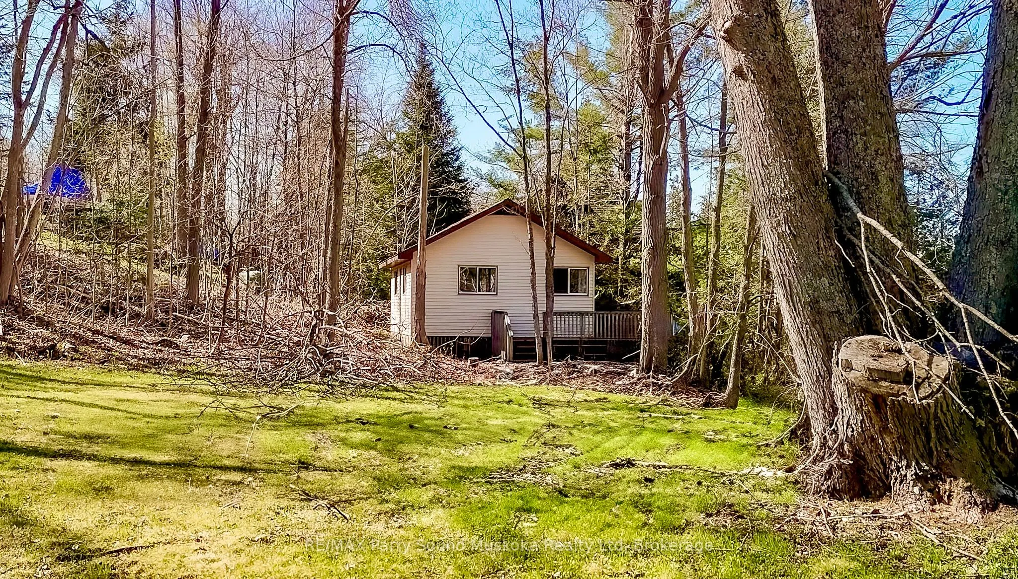 1932A Lake Joseph Road