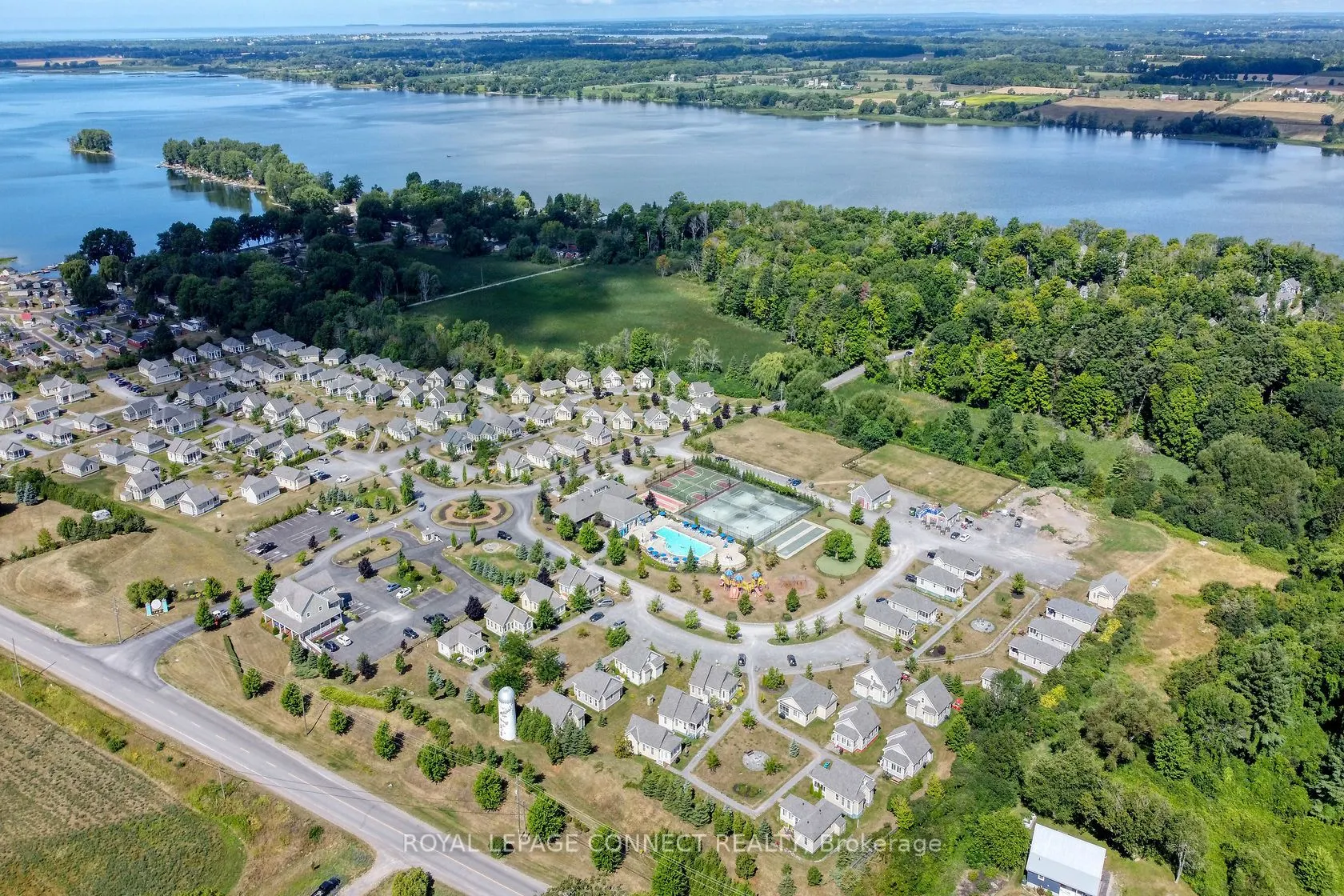 7 Hollow Lane E, #217