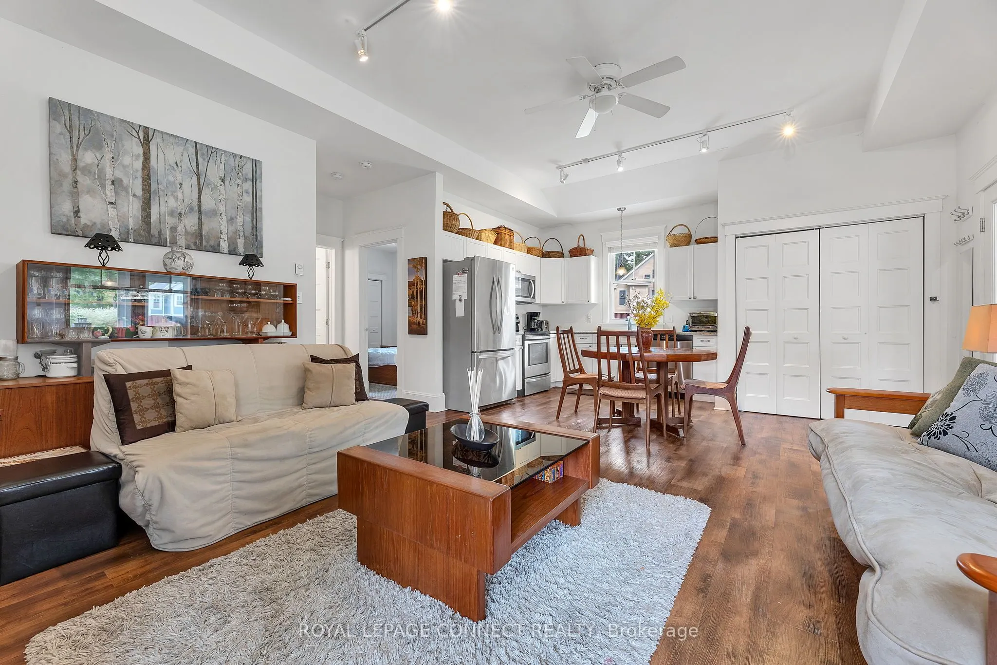 7 Hollow Lane E, #217