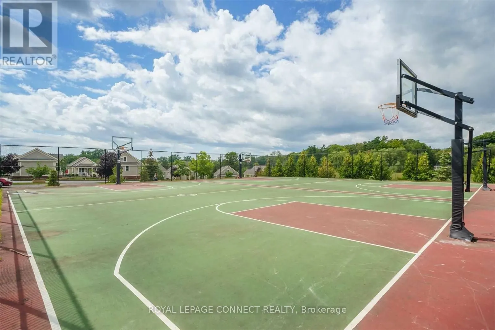 7 Hollow Lane E, #217