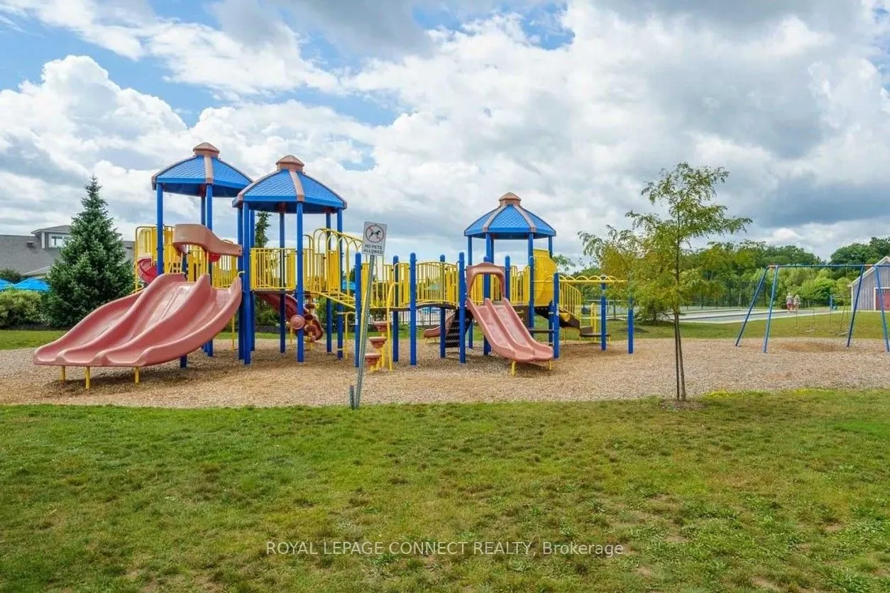 7 Hollow Lane E, #217