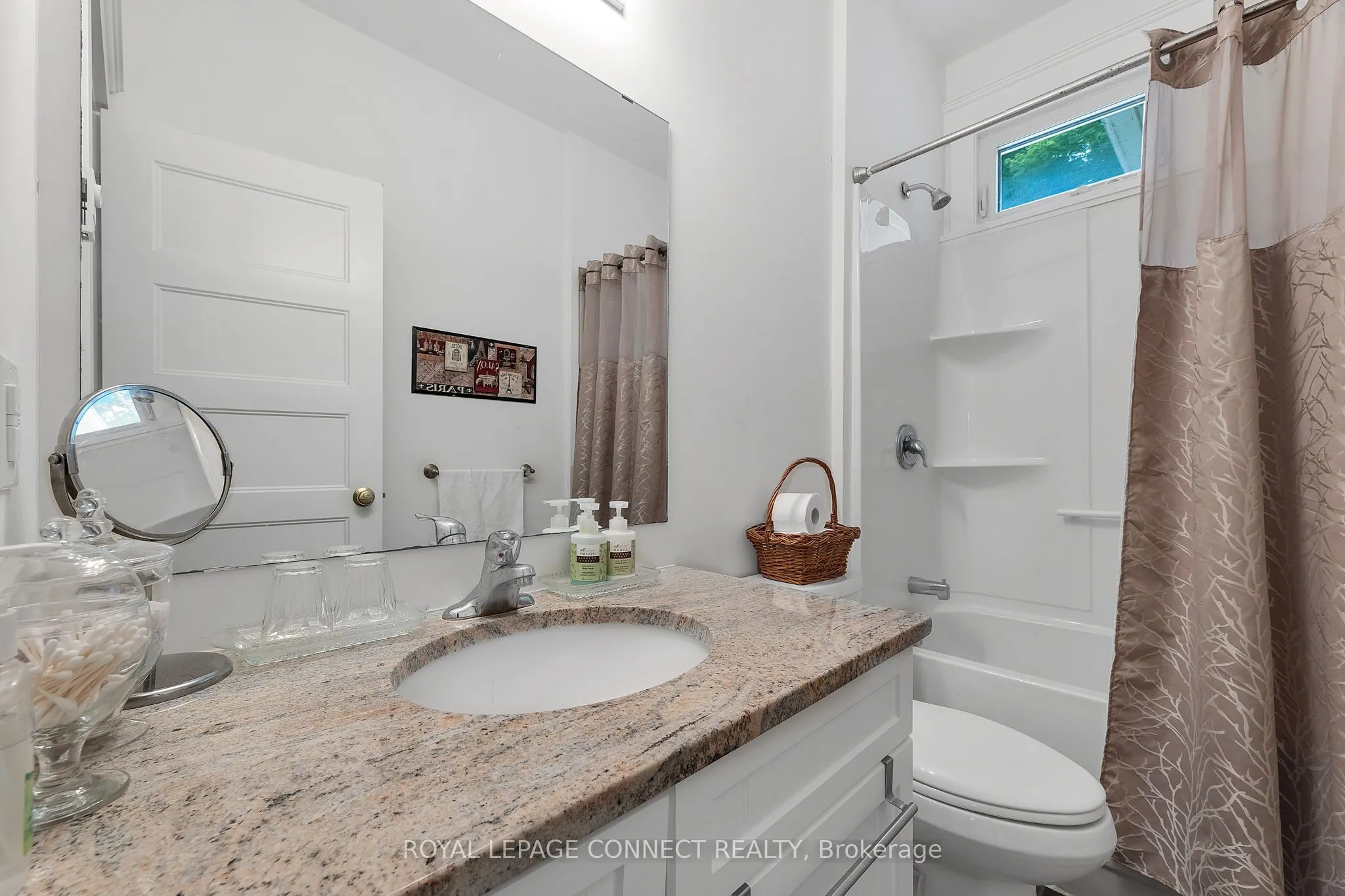 7 Hollow Lane E, #217