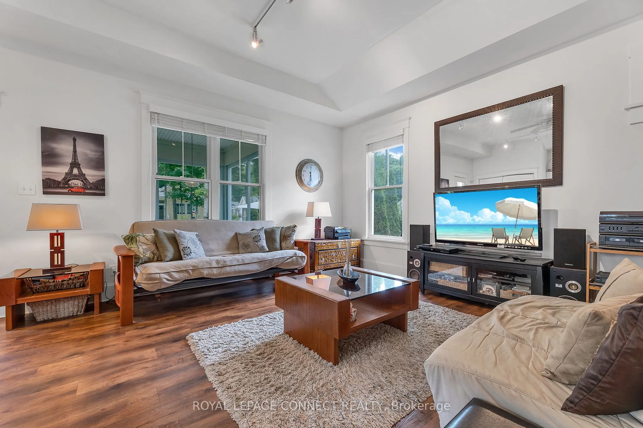 7 Hollow Lane E, #217