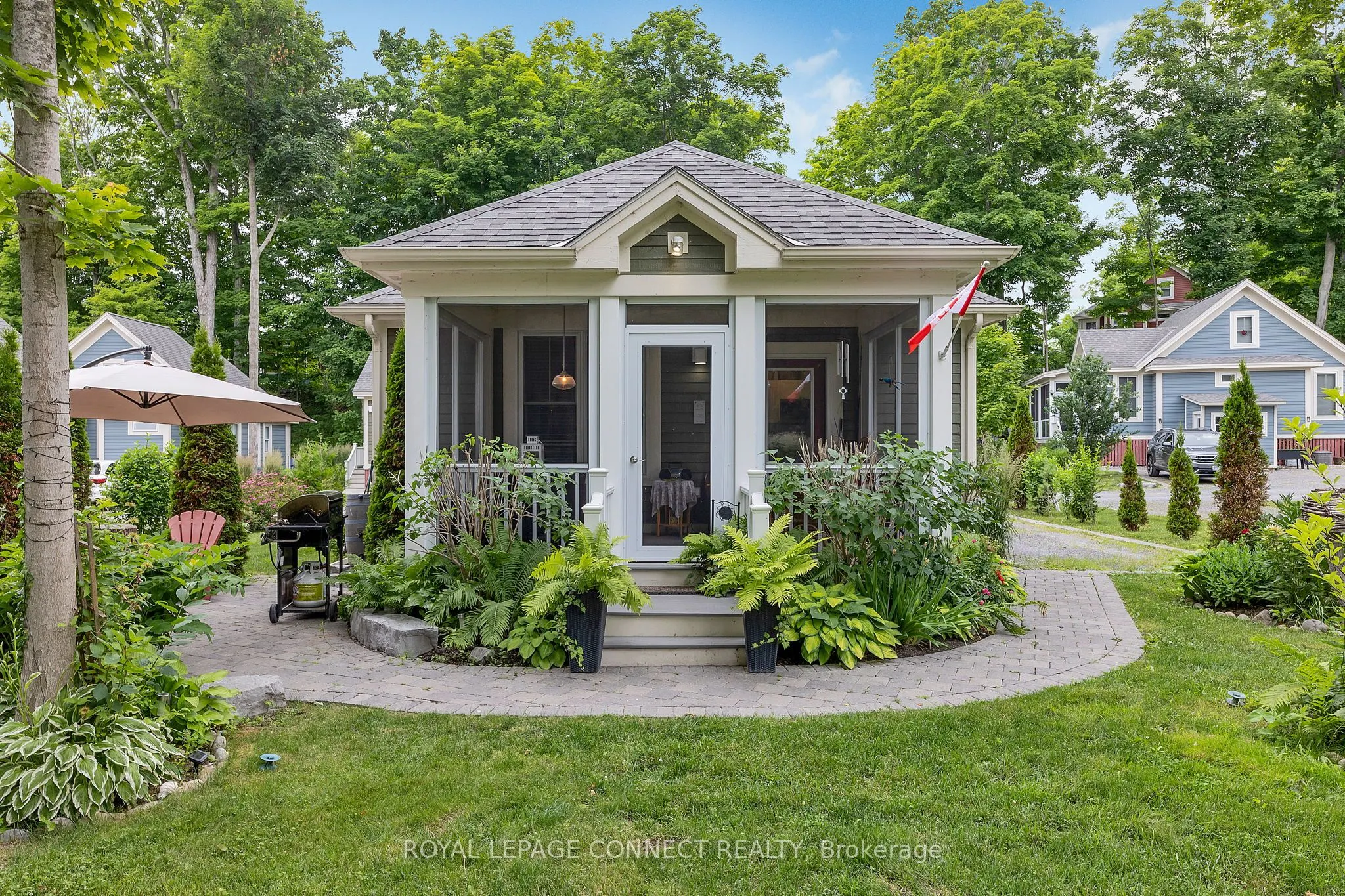 7 Hollow Lane E, #217