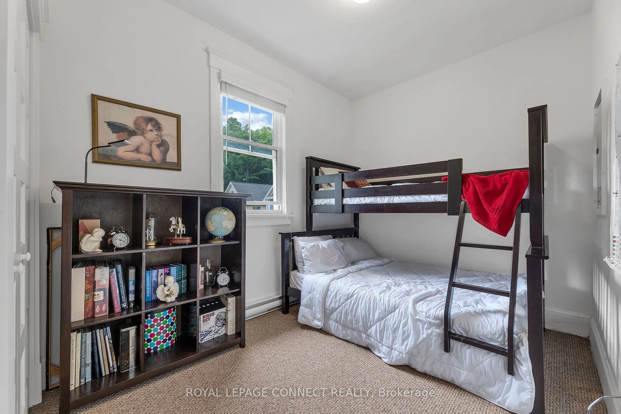 7 Hollow Lane E, #217