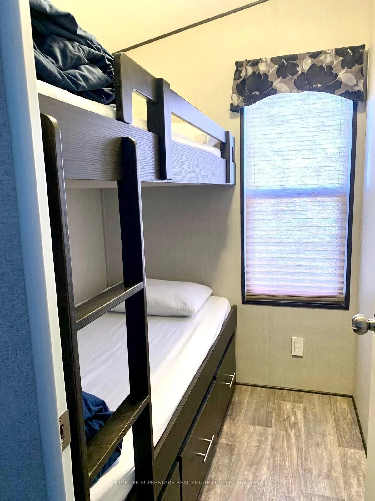 1501 Line 8 Road, #502