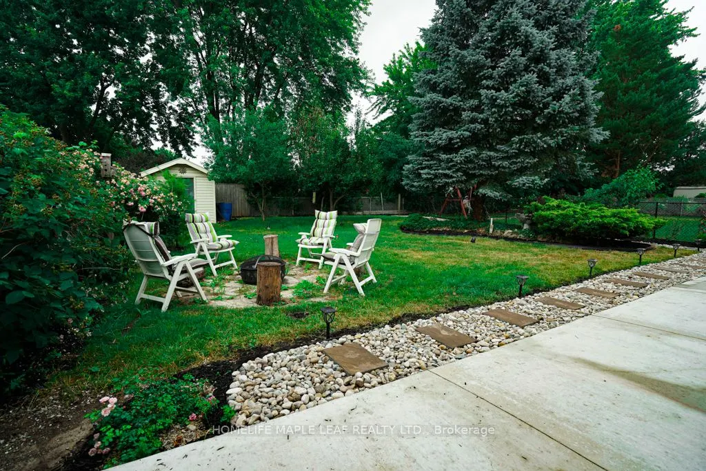 147 Muriel Crescent