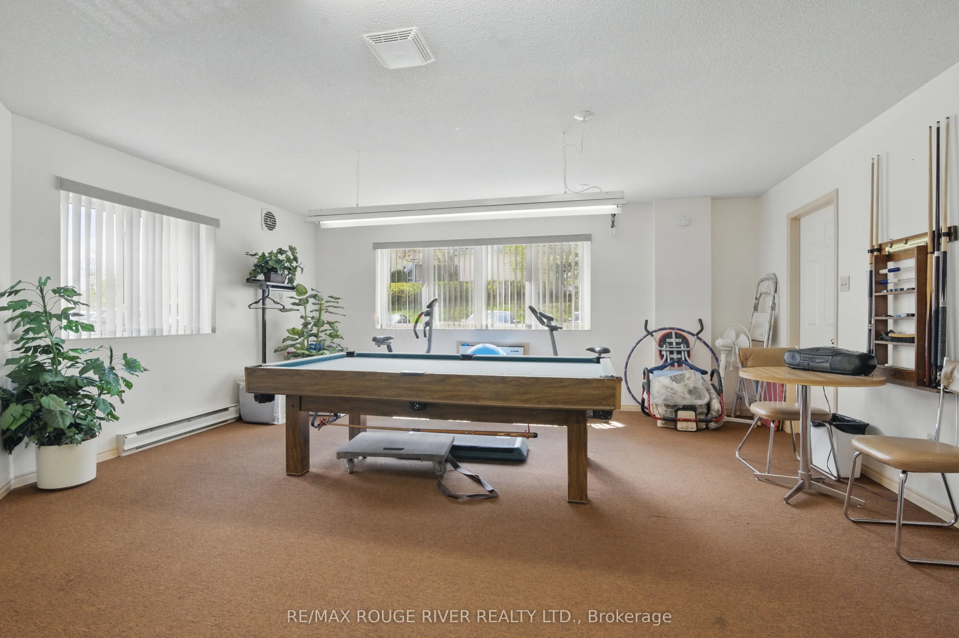 475 Parkhill Road W, #222