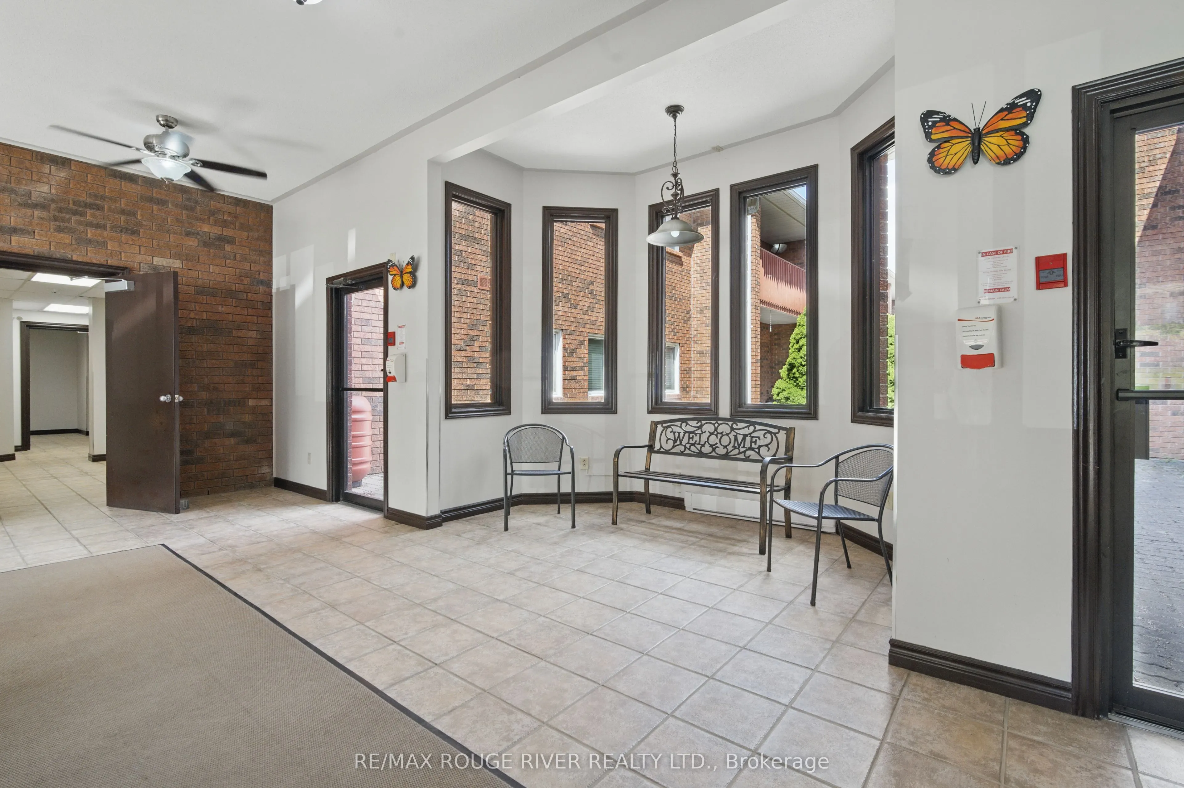 475 Parkhill Road W, #222