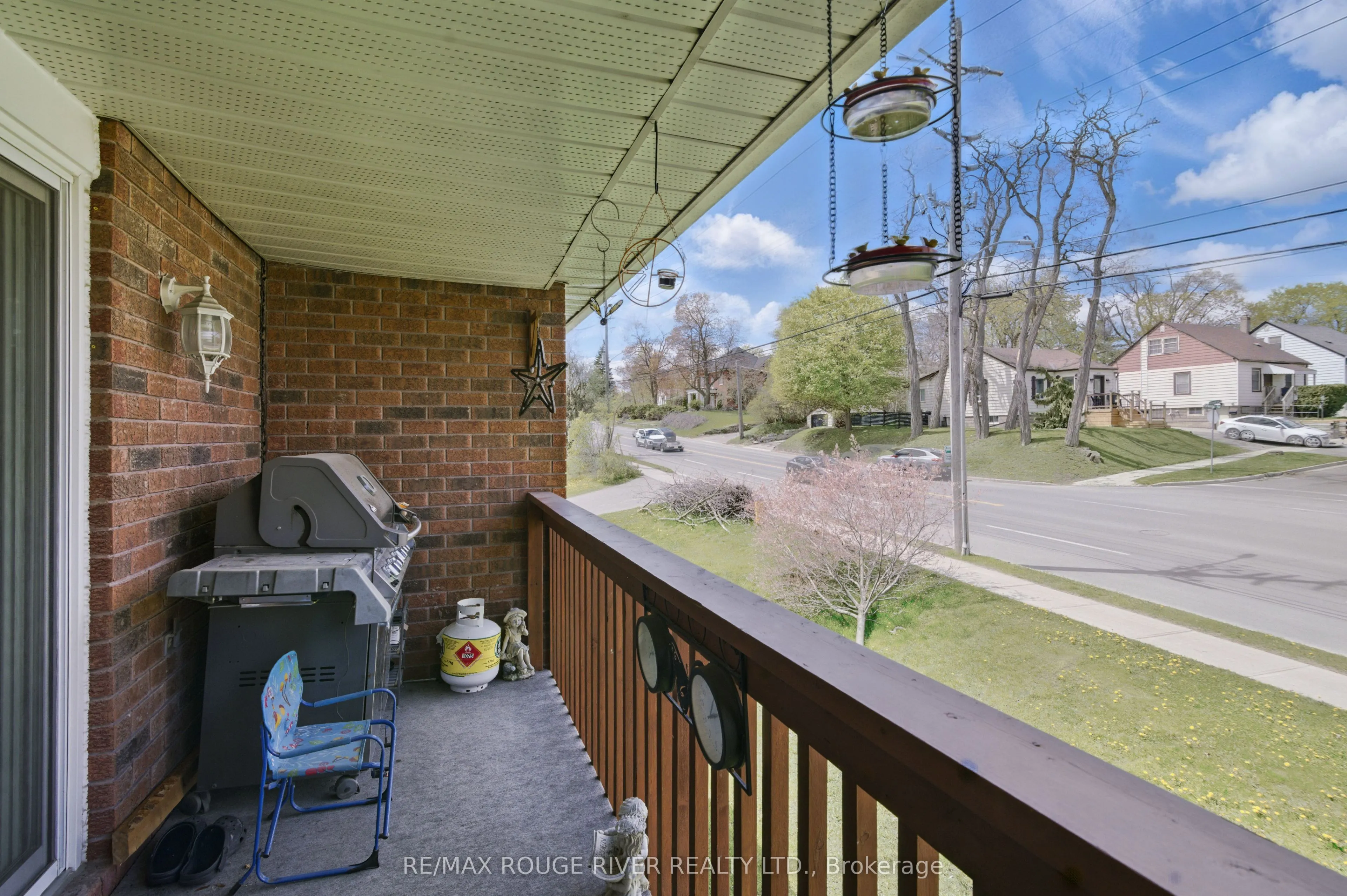 475 Parkhill Road W, #222