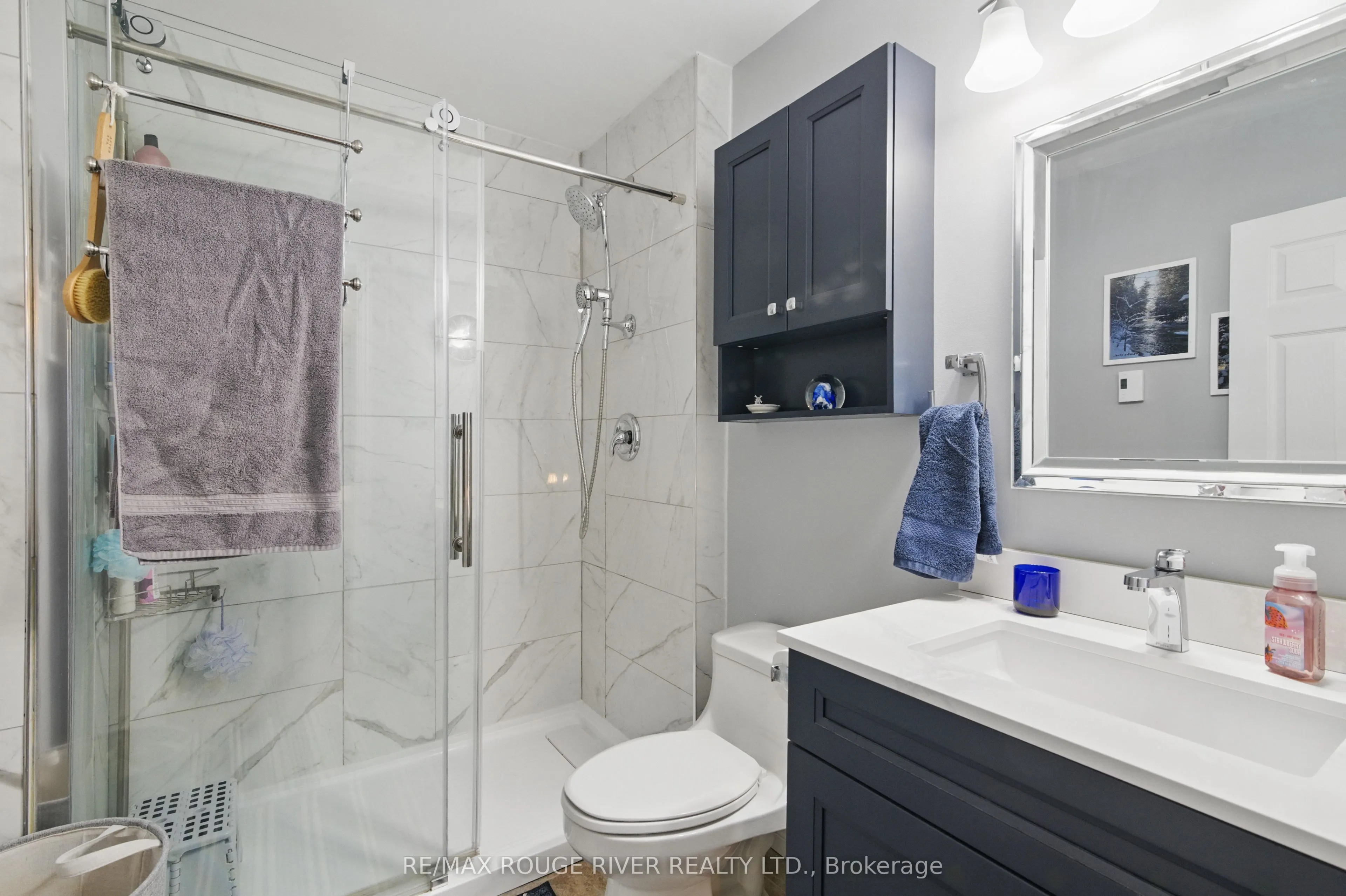 475 Parkhill Road W, #222