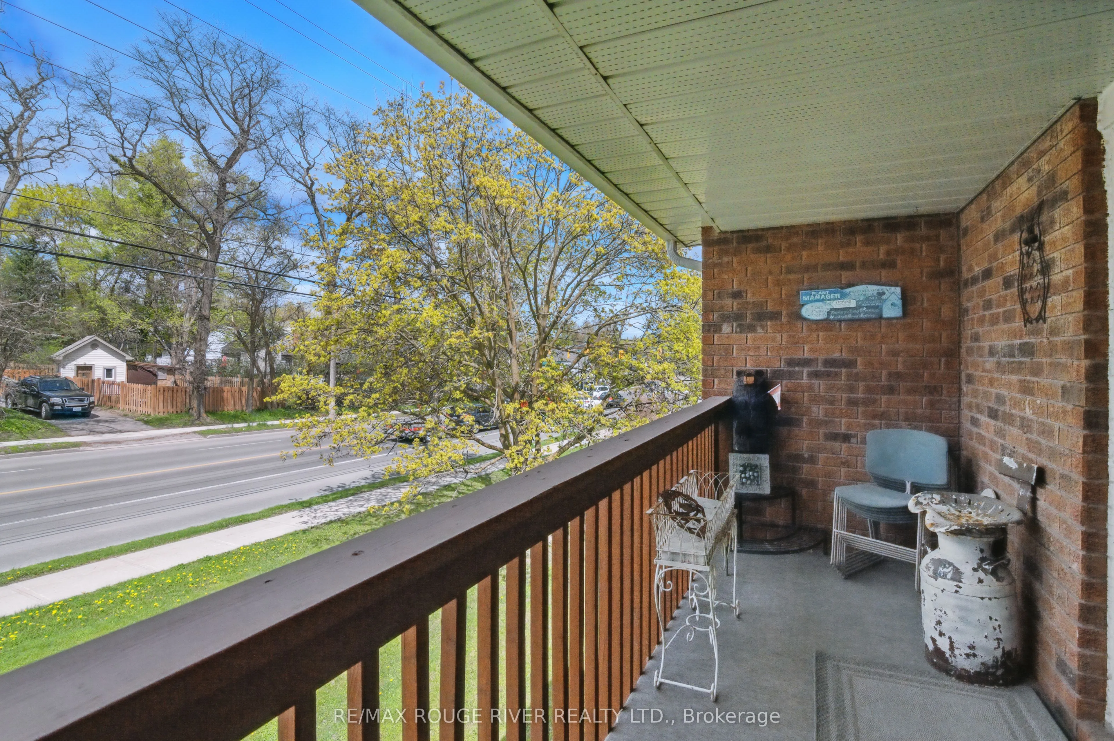 475 Parkhill Road W, #222