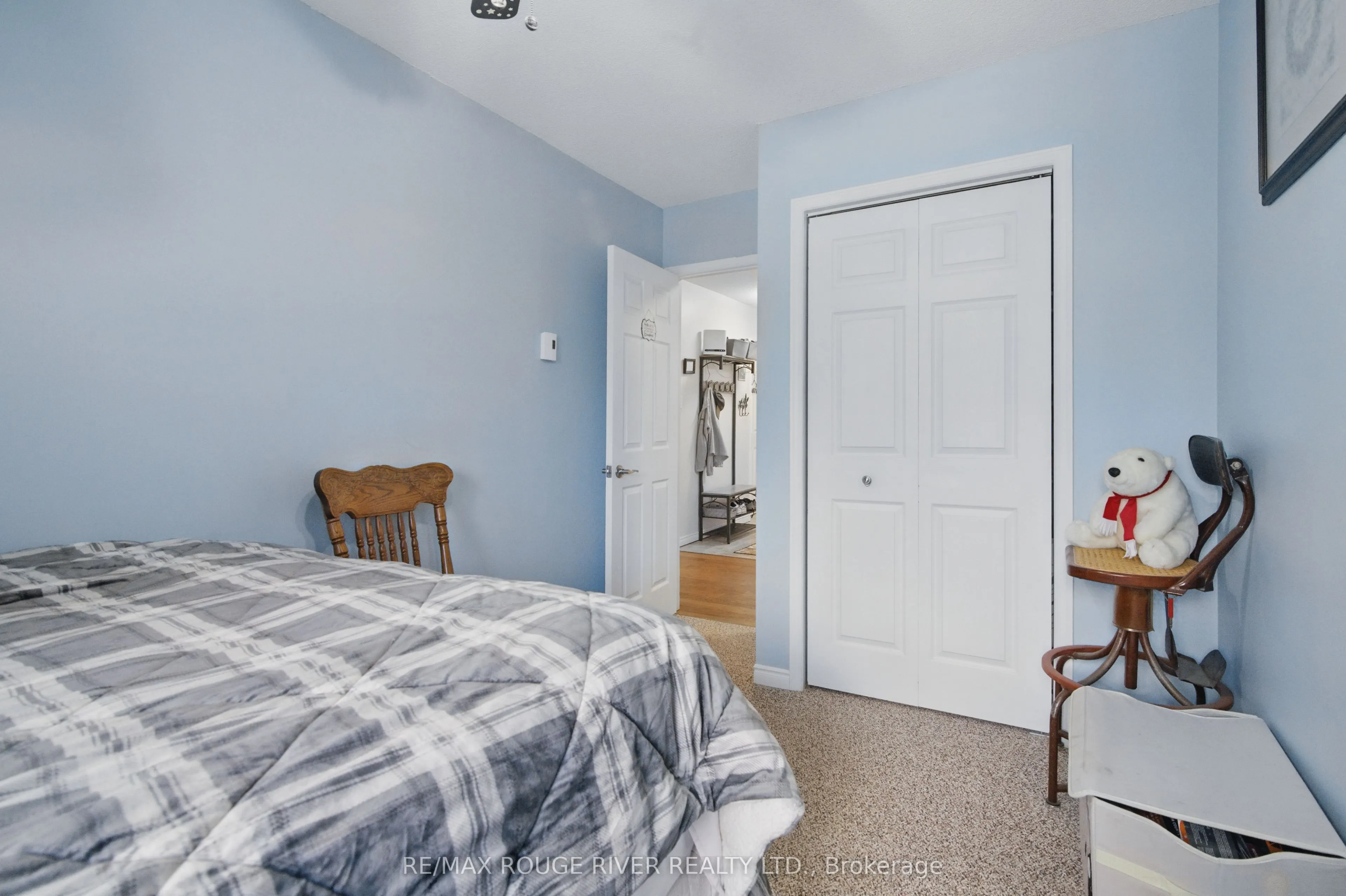 475 Parkhill Road W, #222