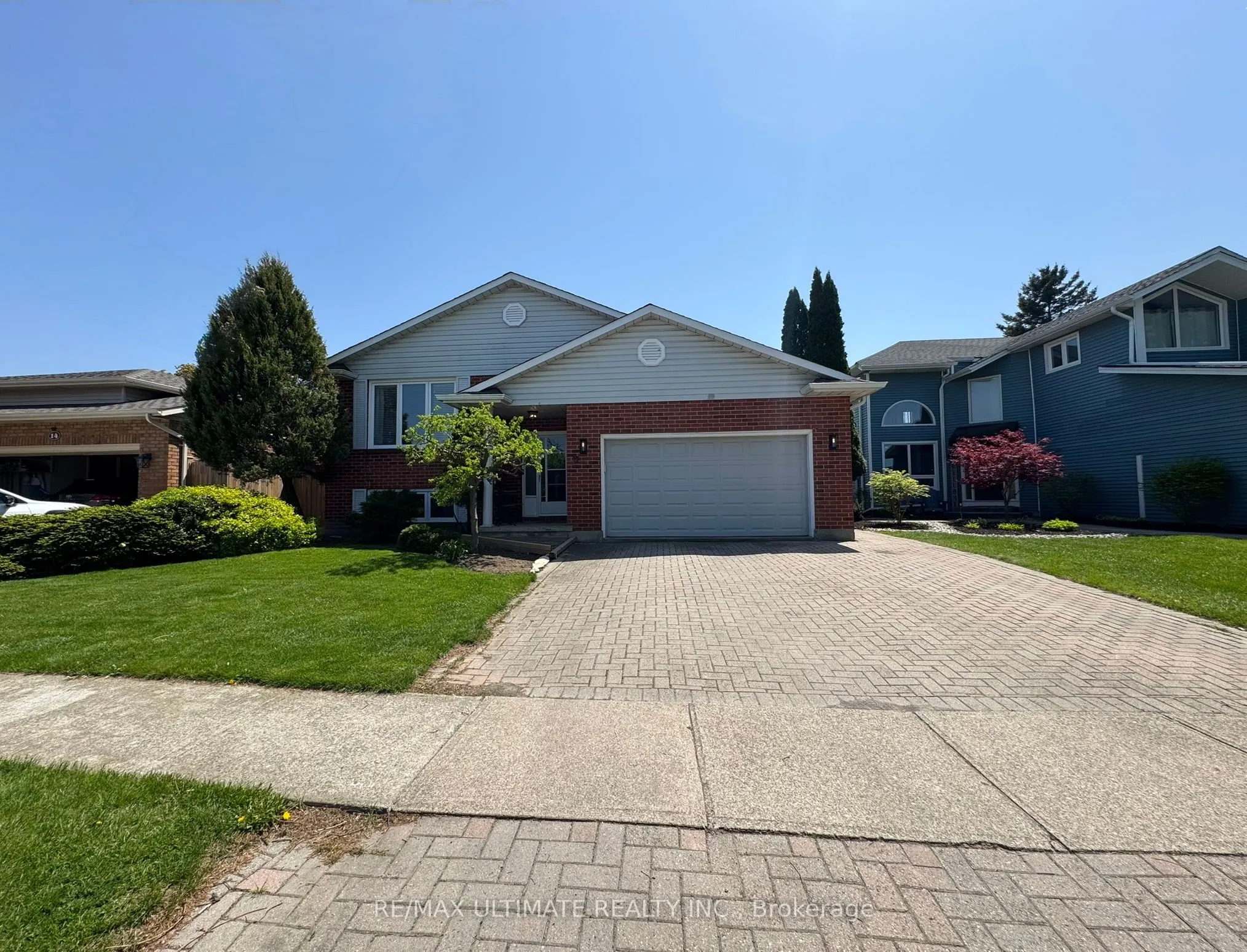 12 Stoney Brook Crescent